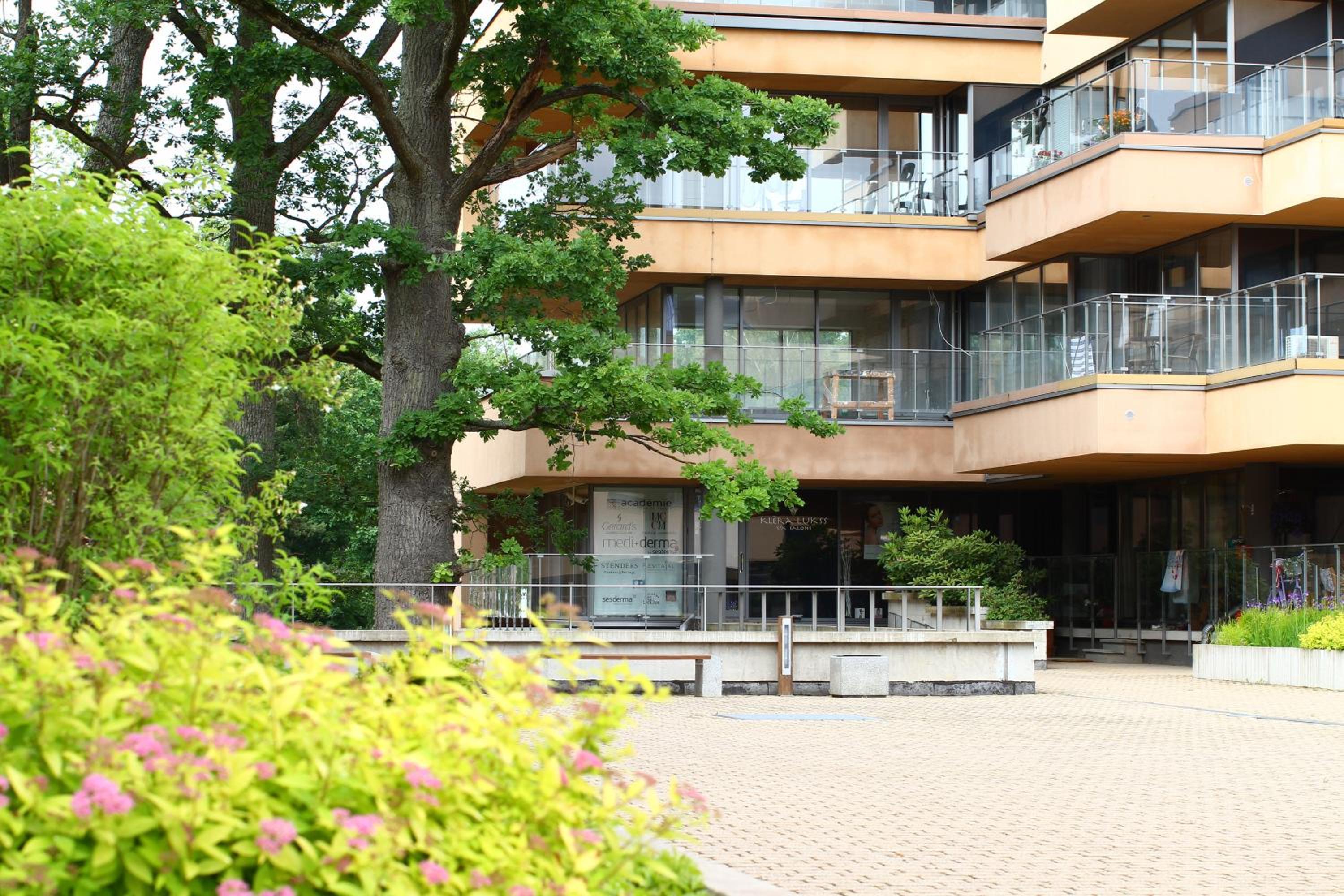 Welcome Sun Republic Apartments