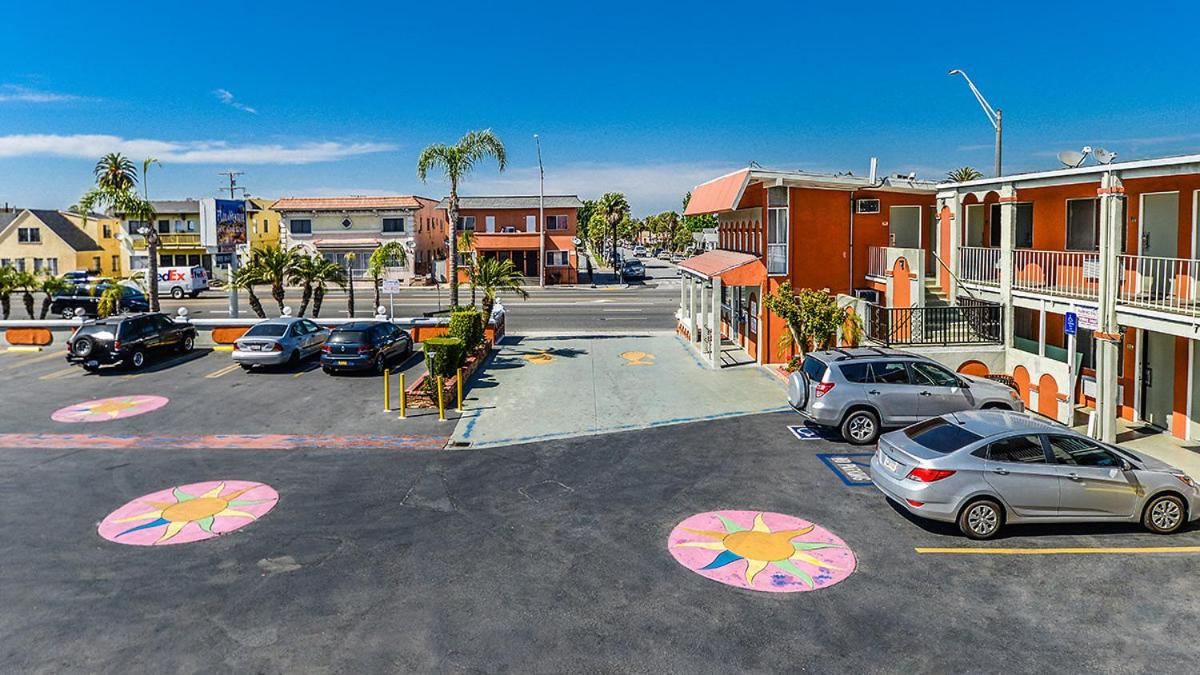 Aqua Venture Inn - Property Image 18