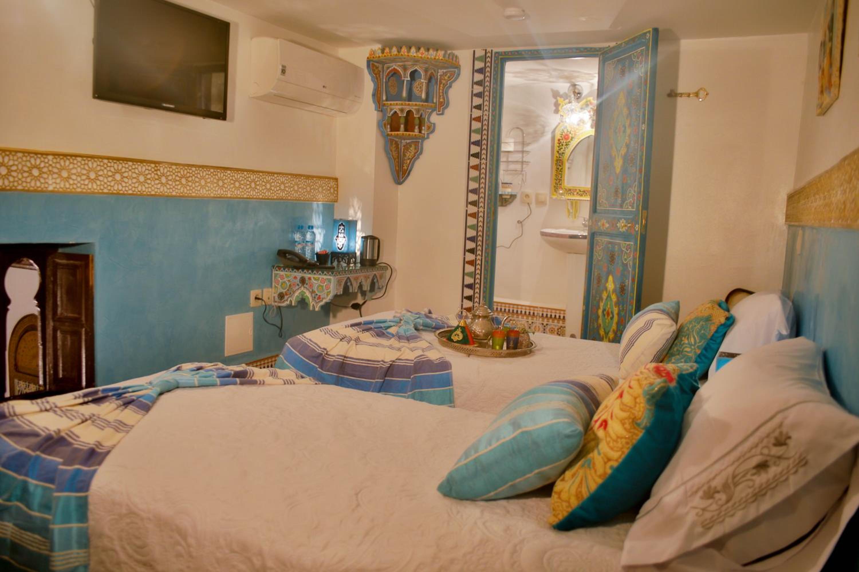 hotel room