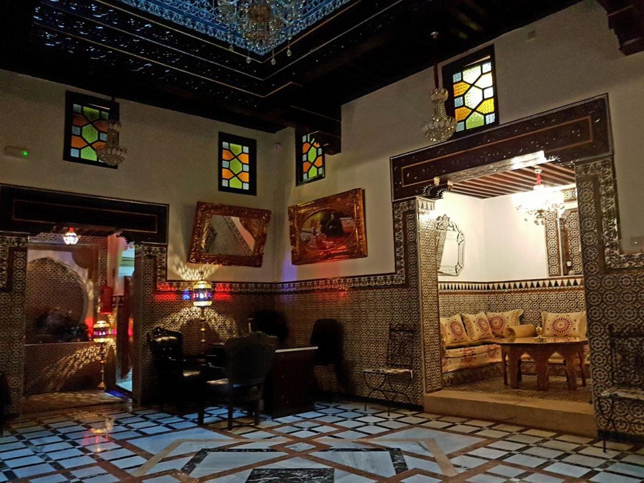 lounge