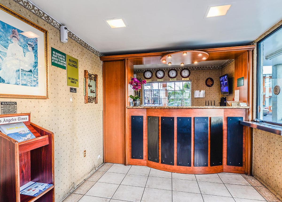 Aqua Venture Inn - Property Image 20