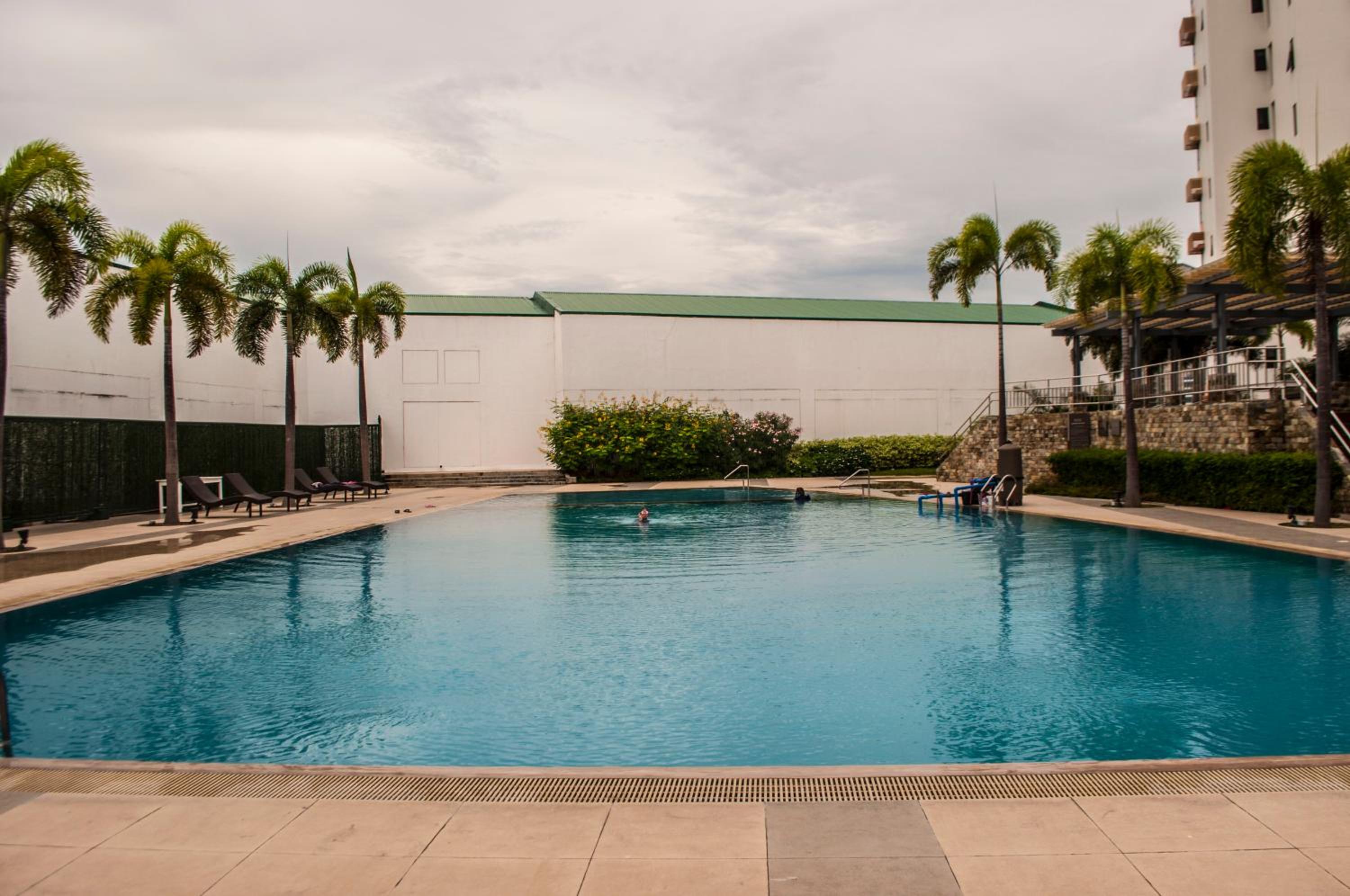 Titan 2011 Condo at The Levels Alabang view 4