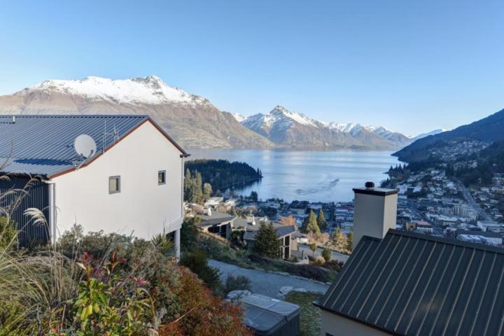 The Queenstown Bothy view 4