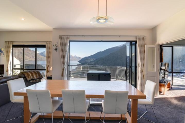 The Queenstown Bothy view 5