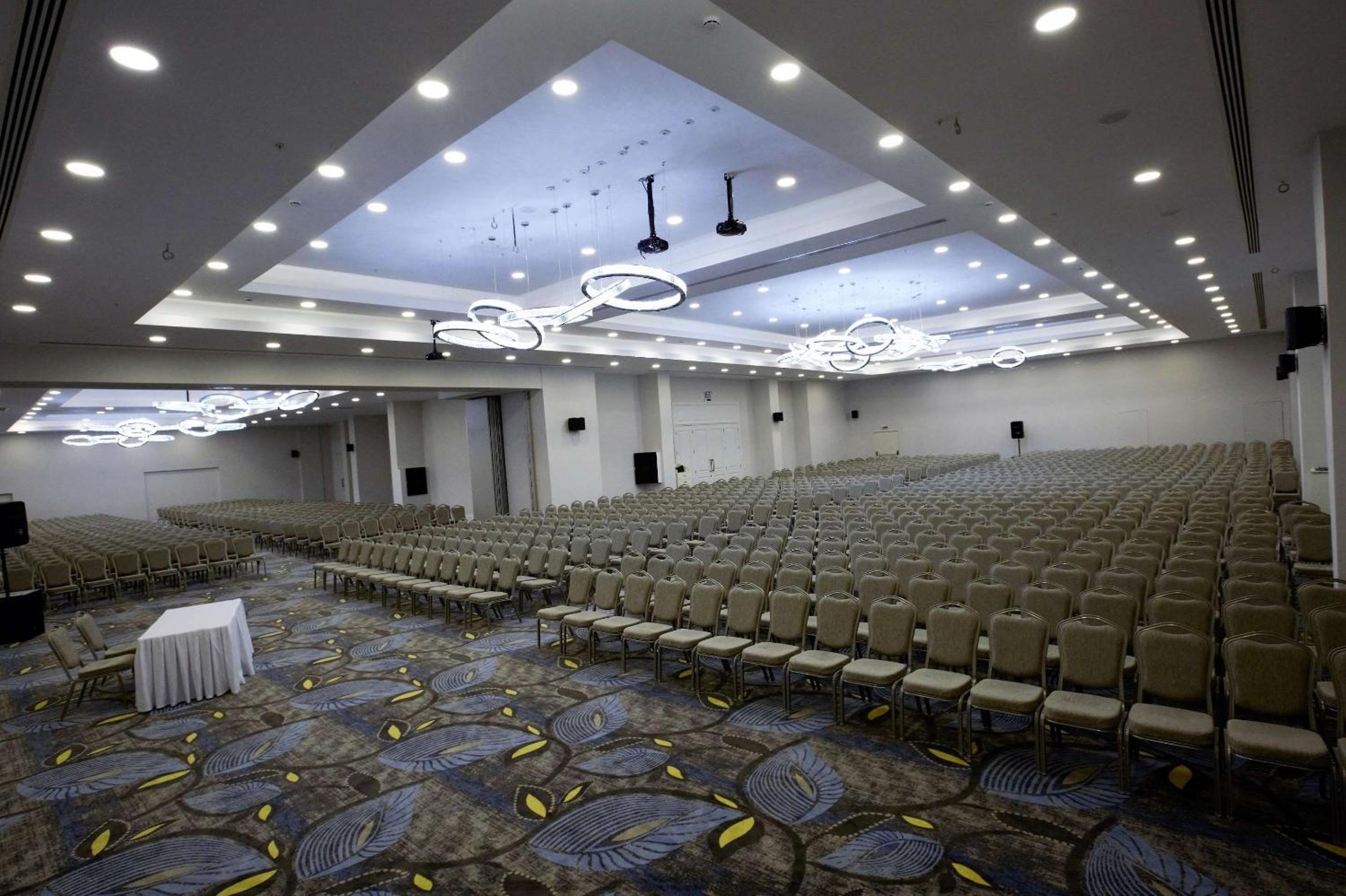 Best Western Premier Karsiyaka Convention & Spa Hotel - Image 8