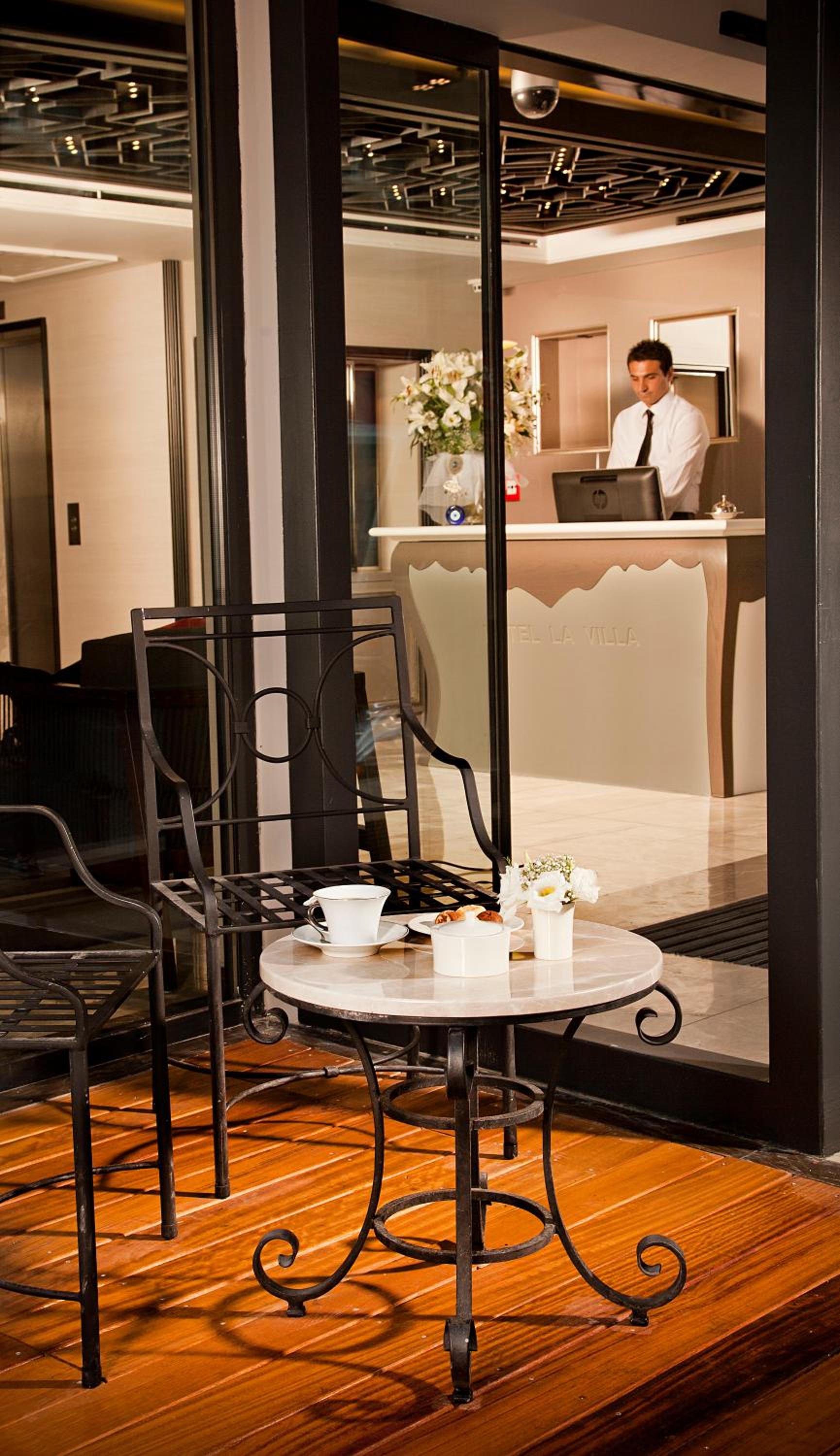 Hotel La Villa - Image 39