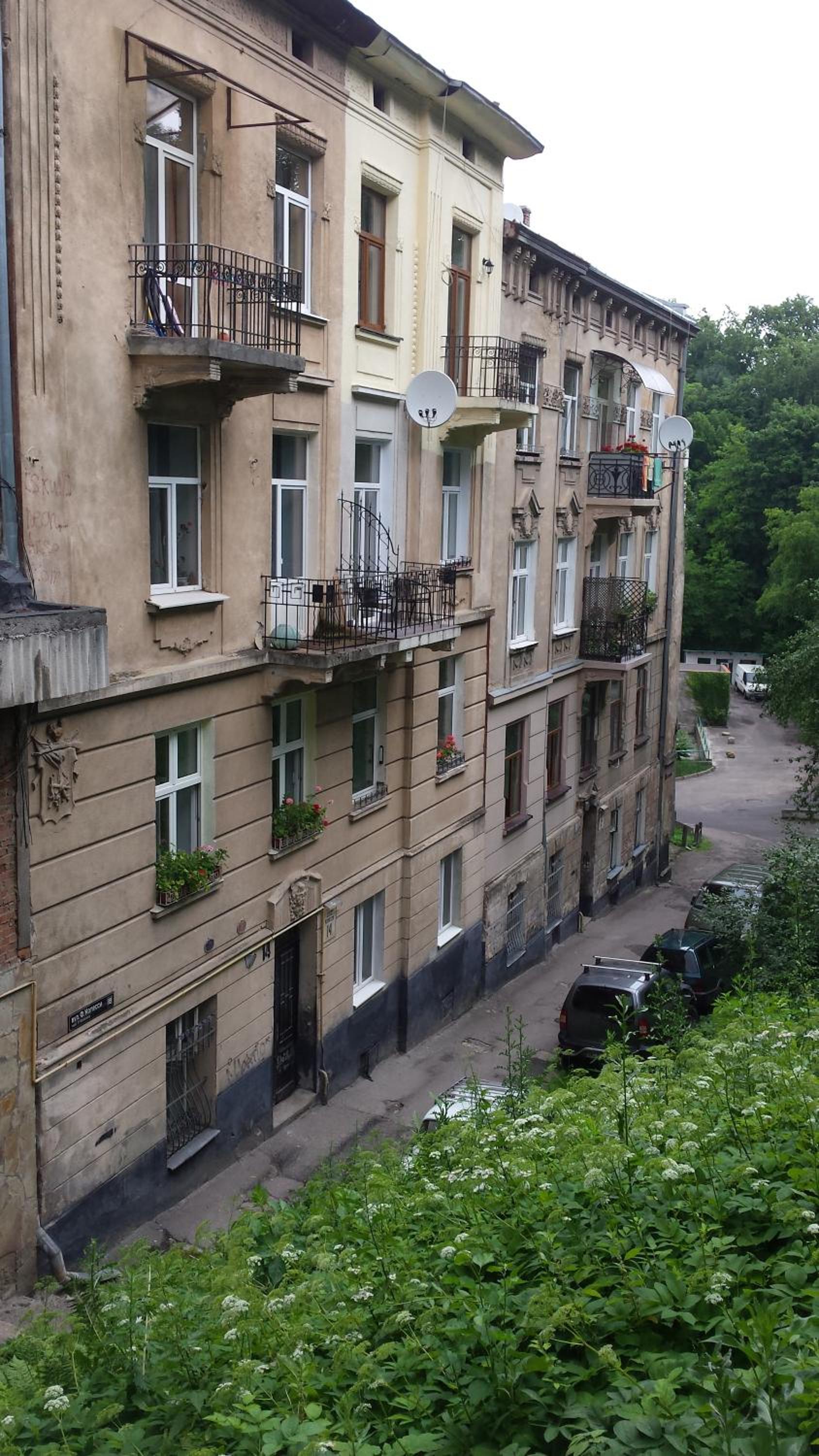 Near Citadel Apartment 2 view 4