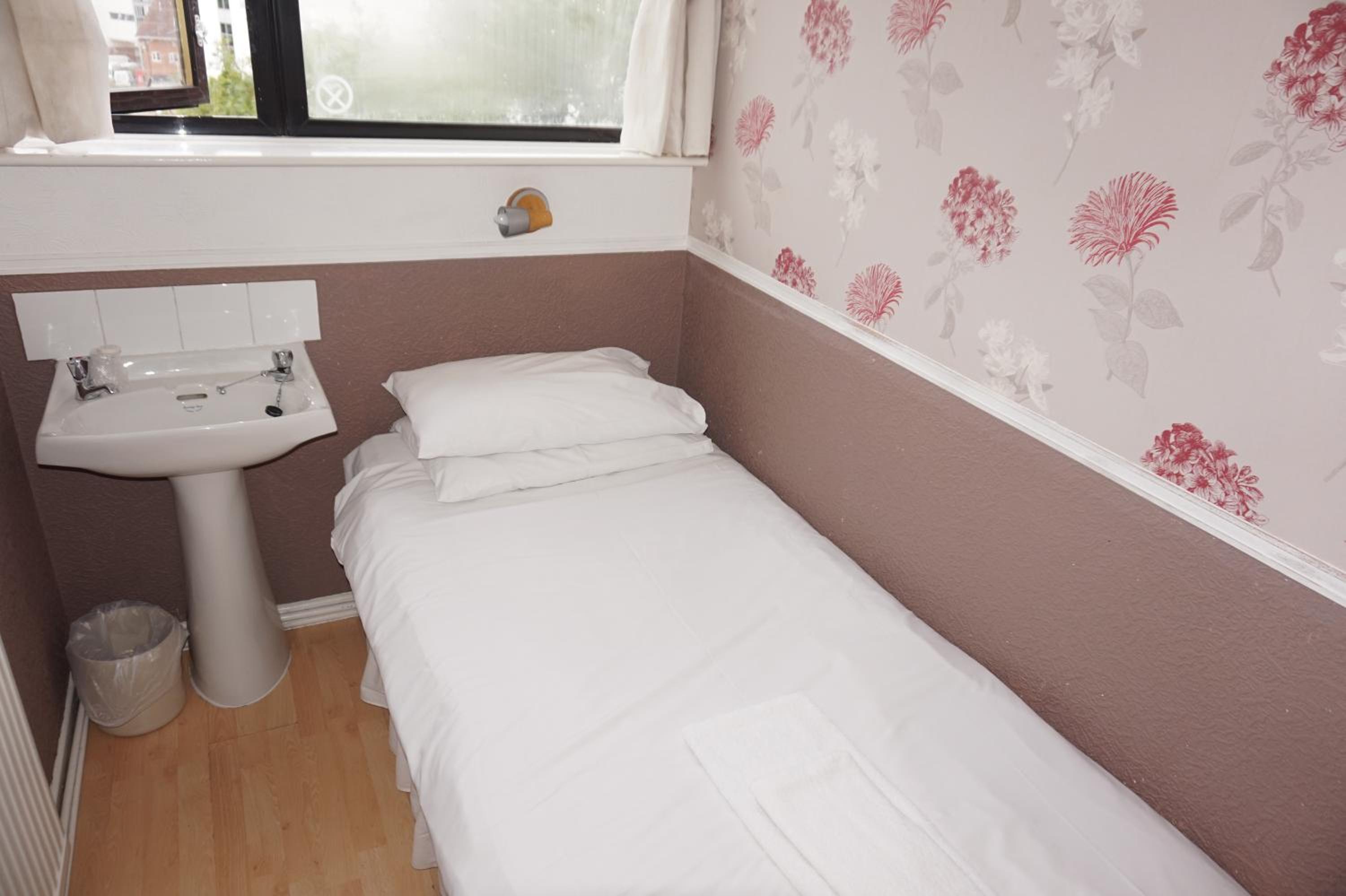 The Boundary Hotel - B&B