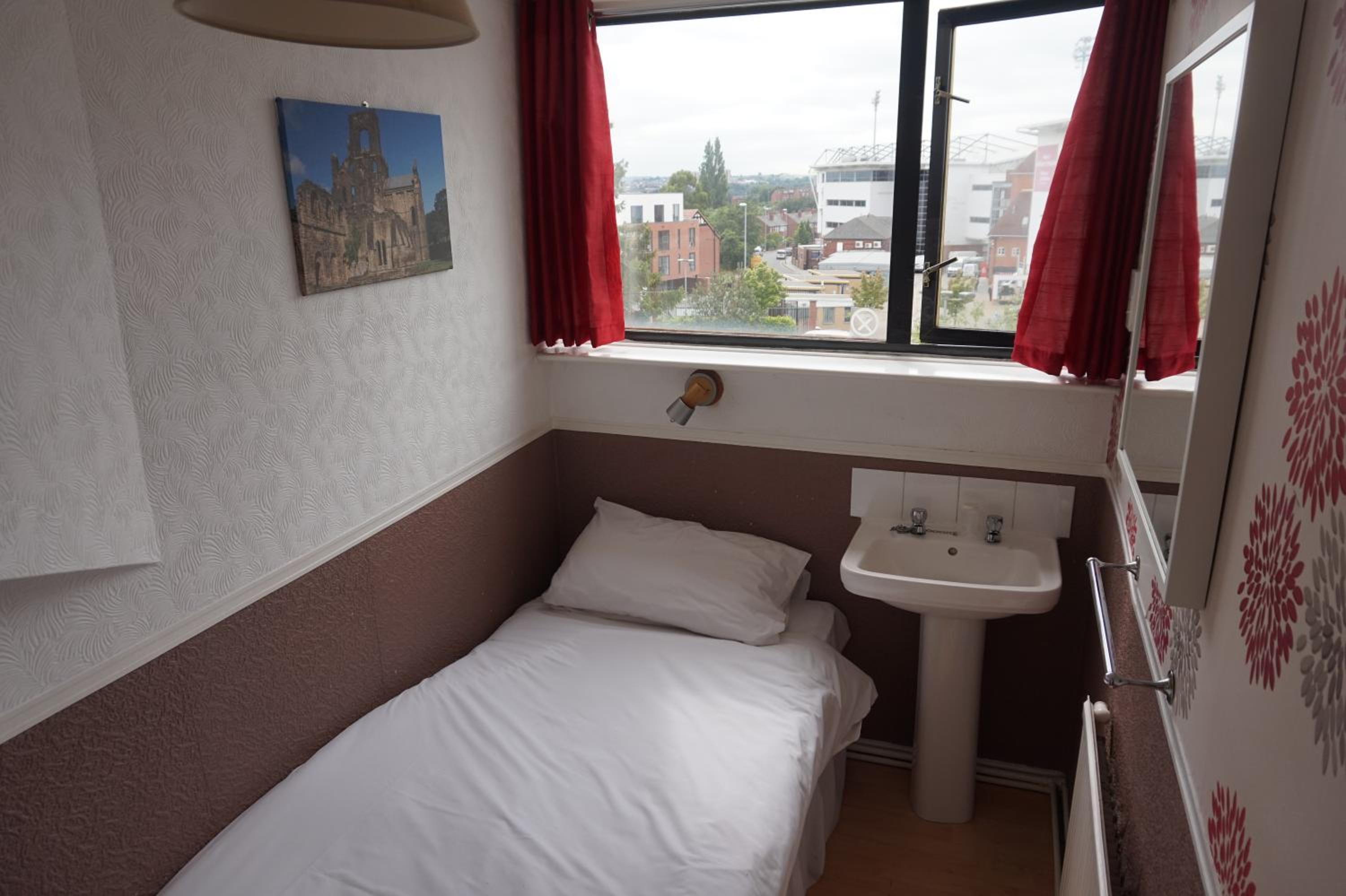 The Boundary Hotel - B&B