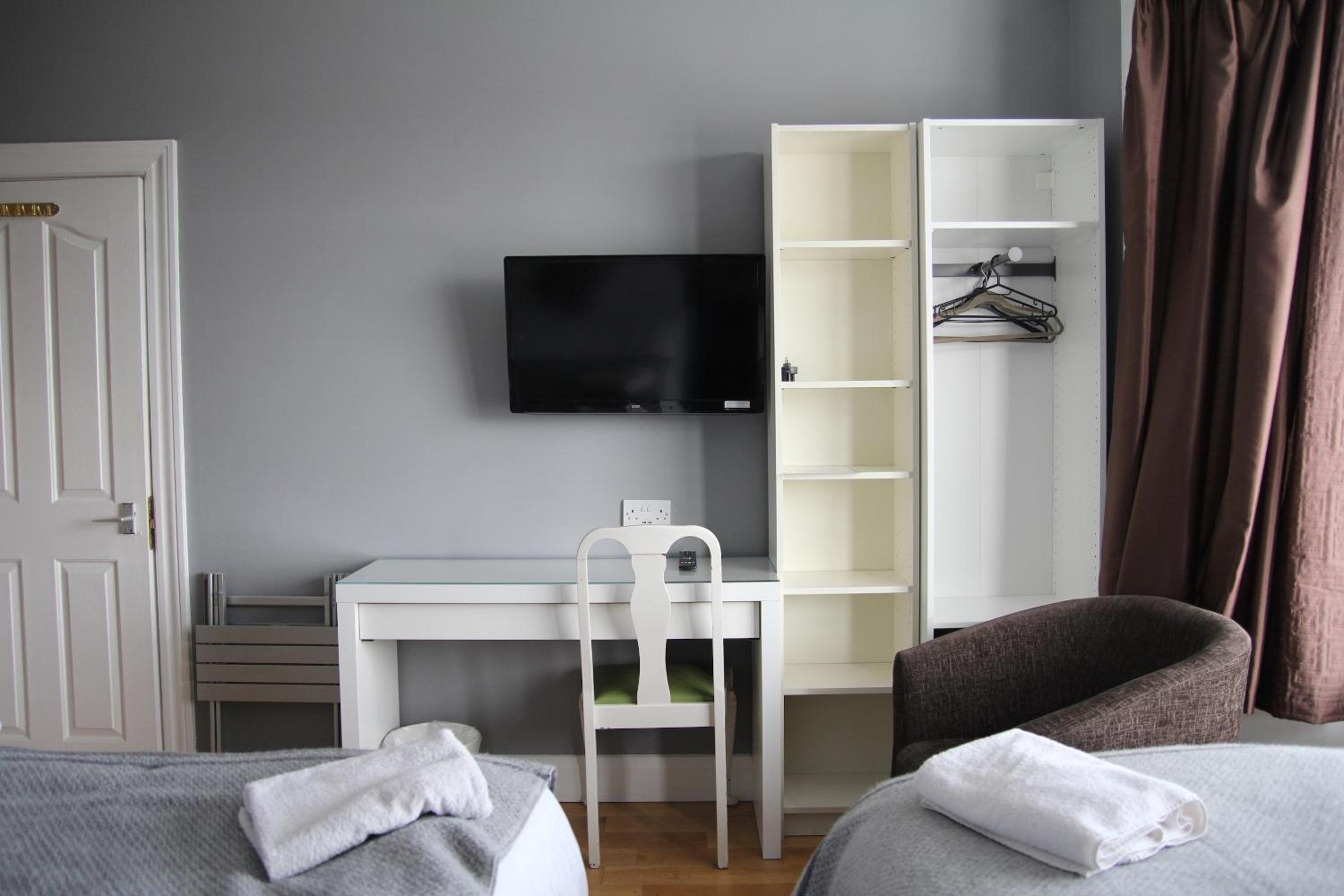 Photo 12