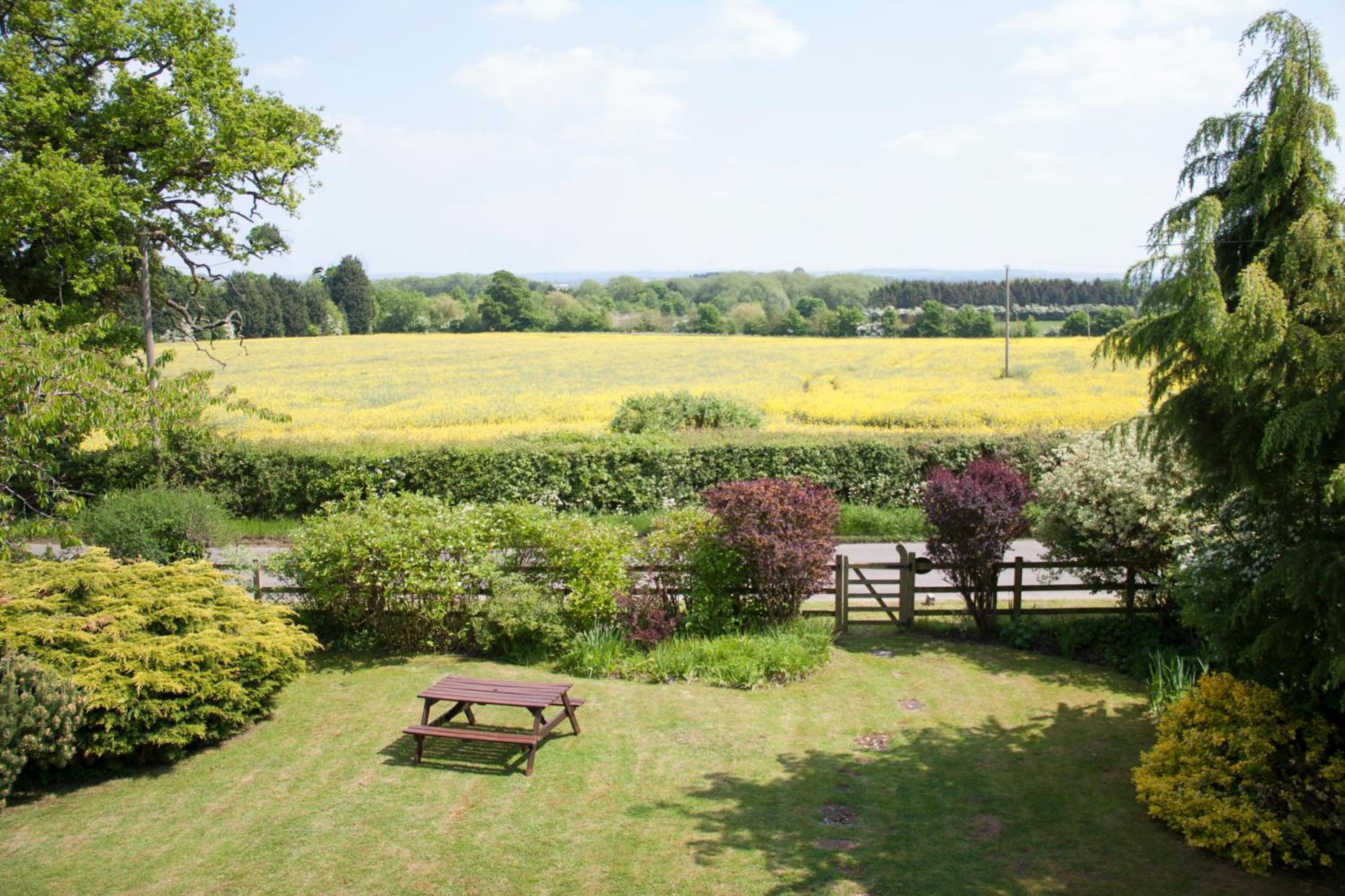 Larkrise Cottage Bed And Breakfast