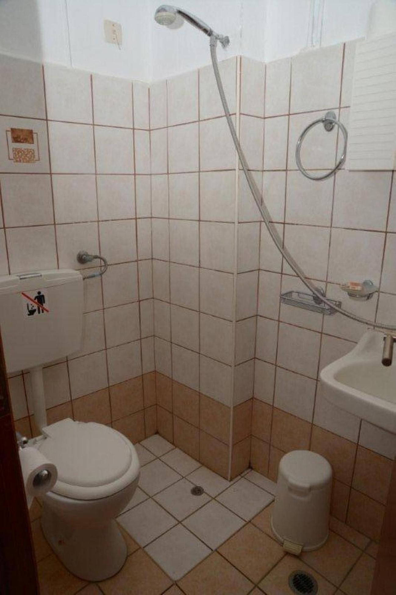 Photo 38