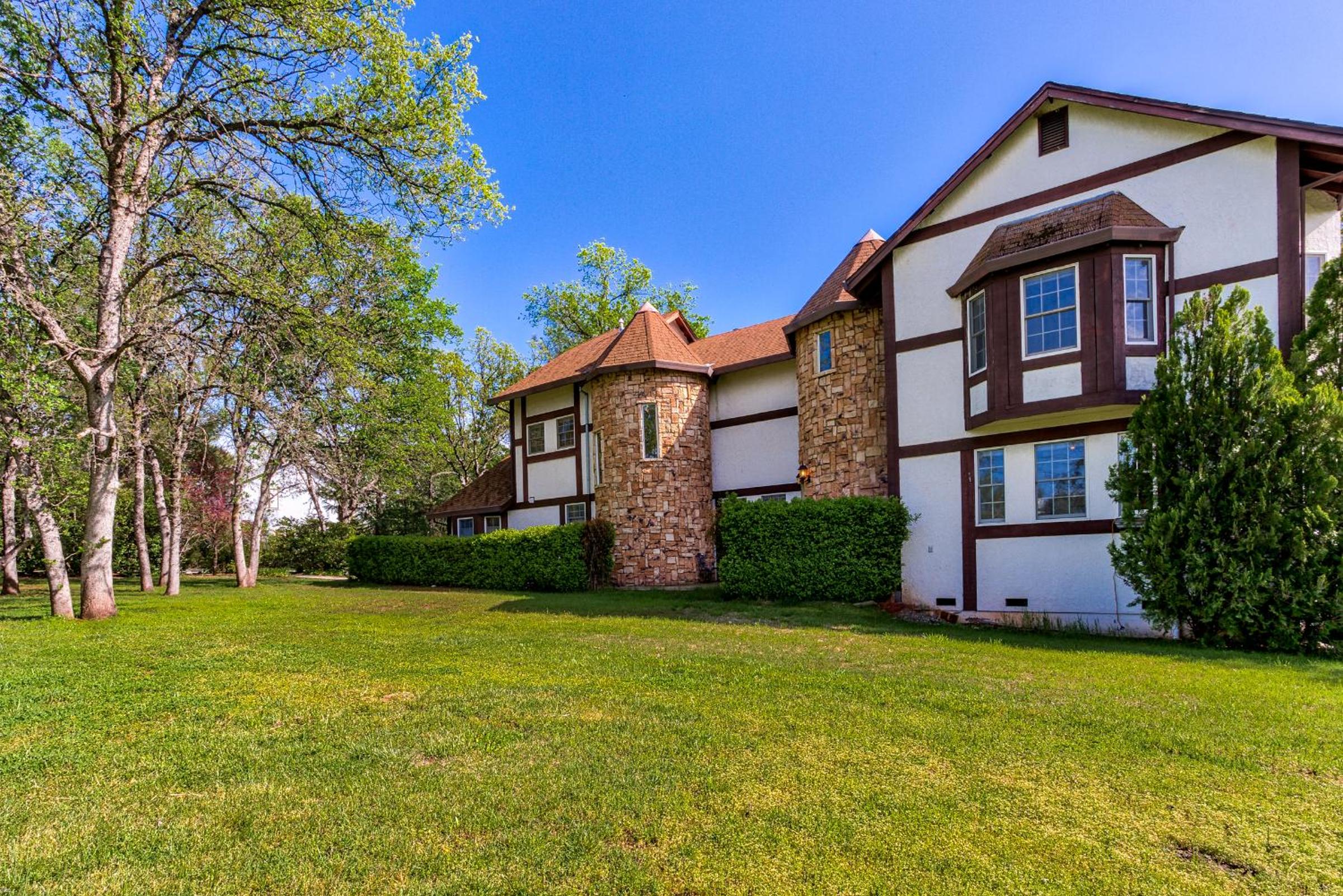 Redding Vacations - Hope Inn Redding - Property Image 3