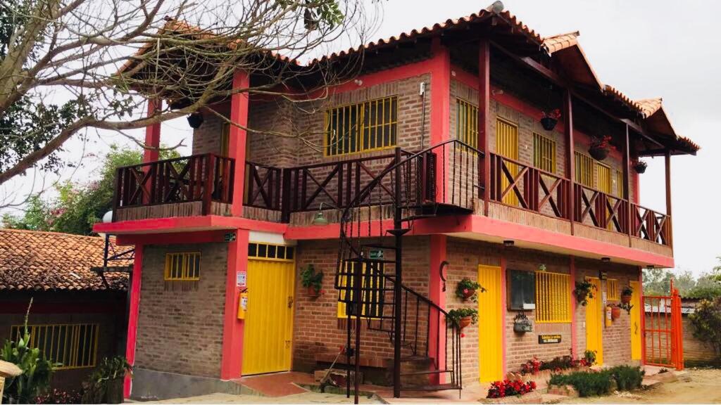 Cabañas La Carolina - Mesa de Los Santos view 3