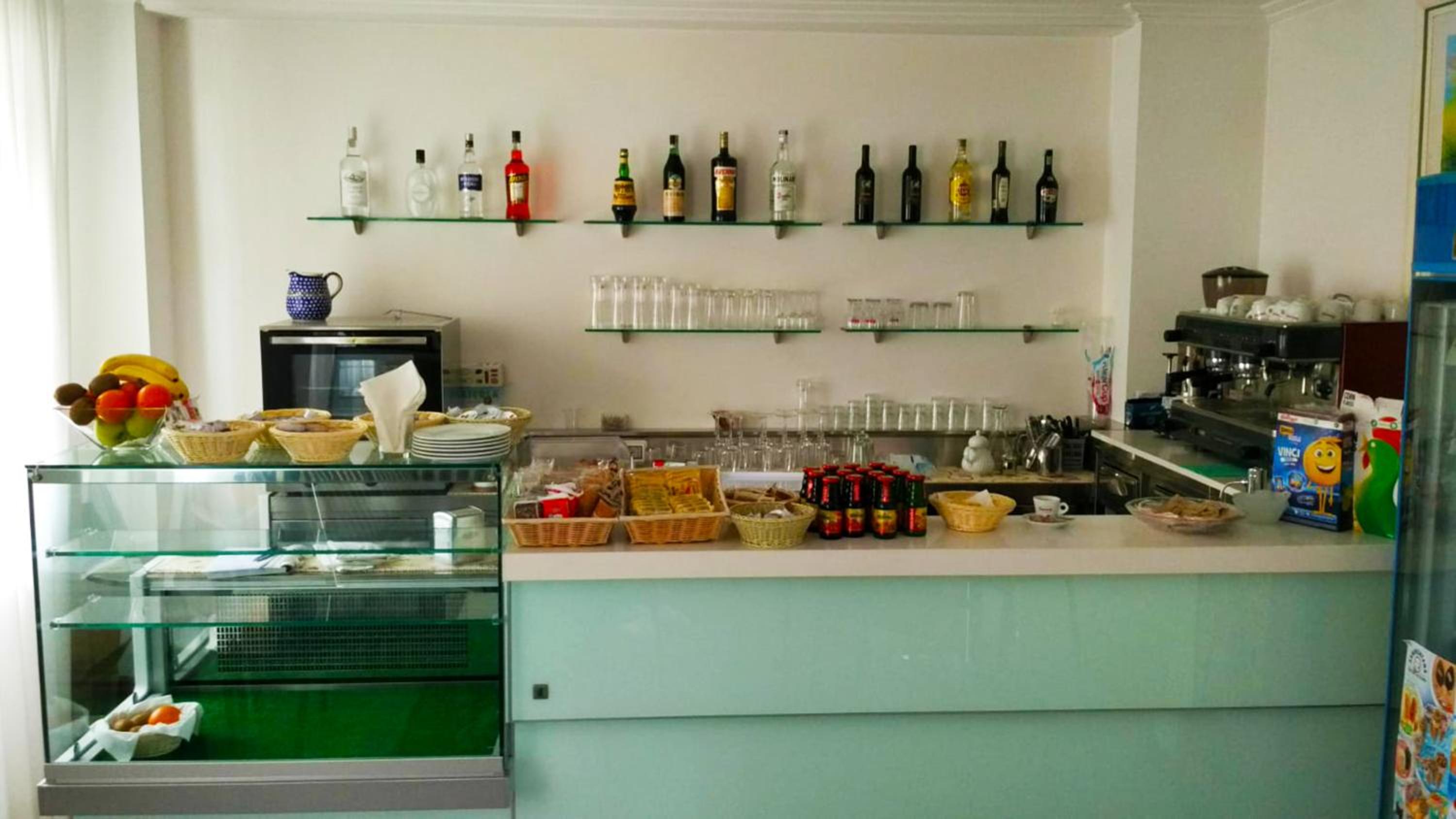 bar