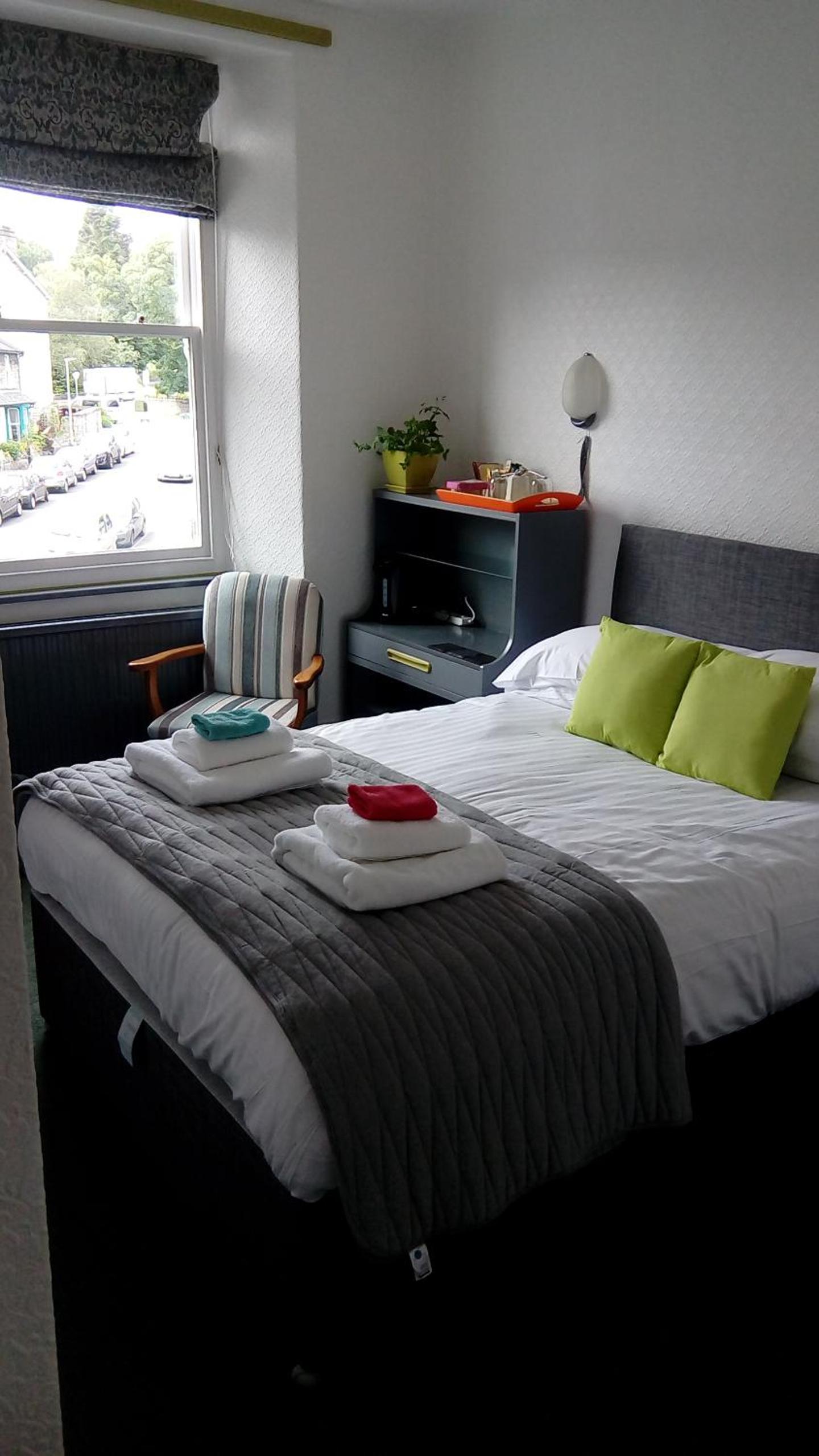 Lyndhurst Guest House