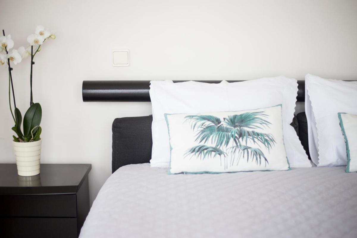"Sea View"Loft view 4