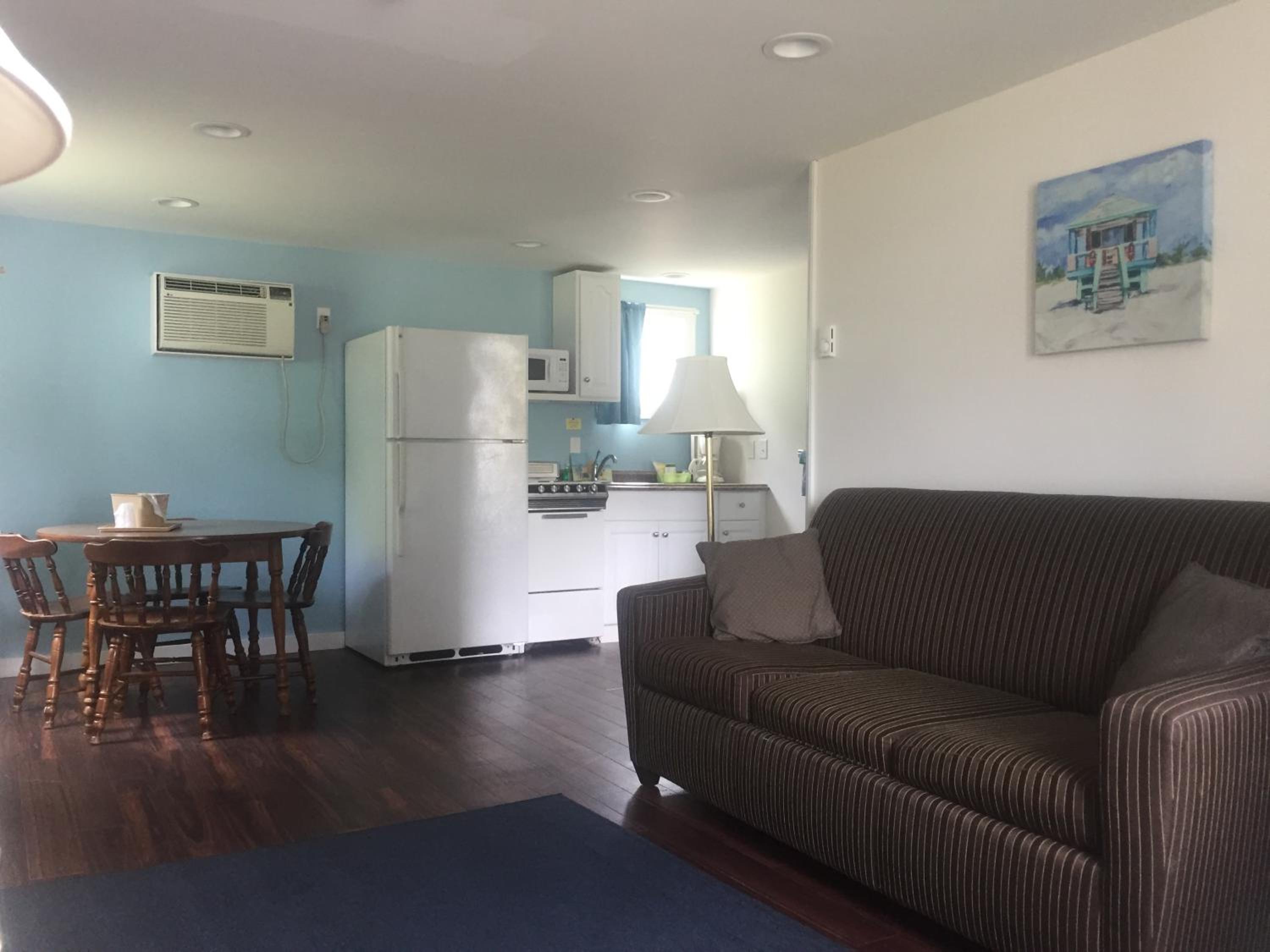 Ne'r Beach Motel