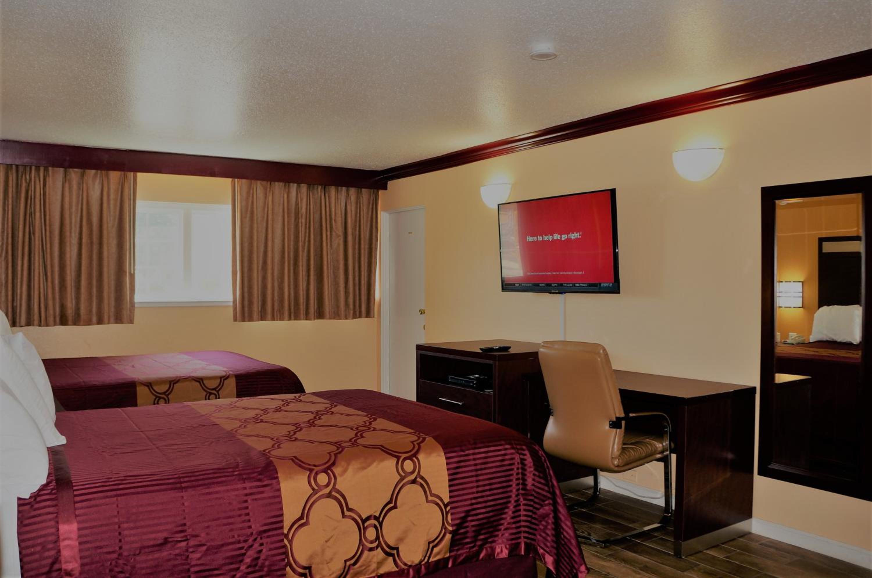 Americas Deluxe Inn- Marysville - Property Image 6