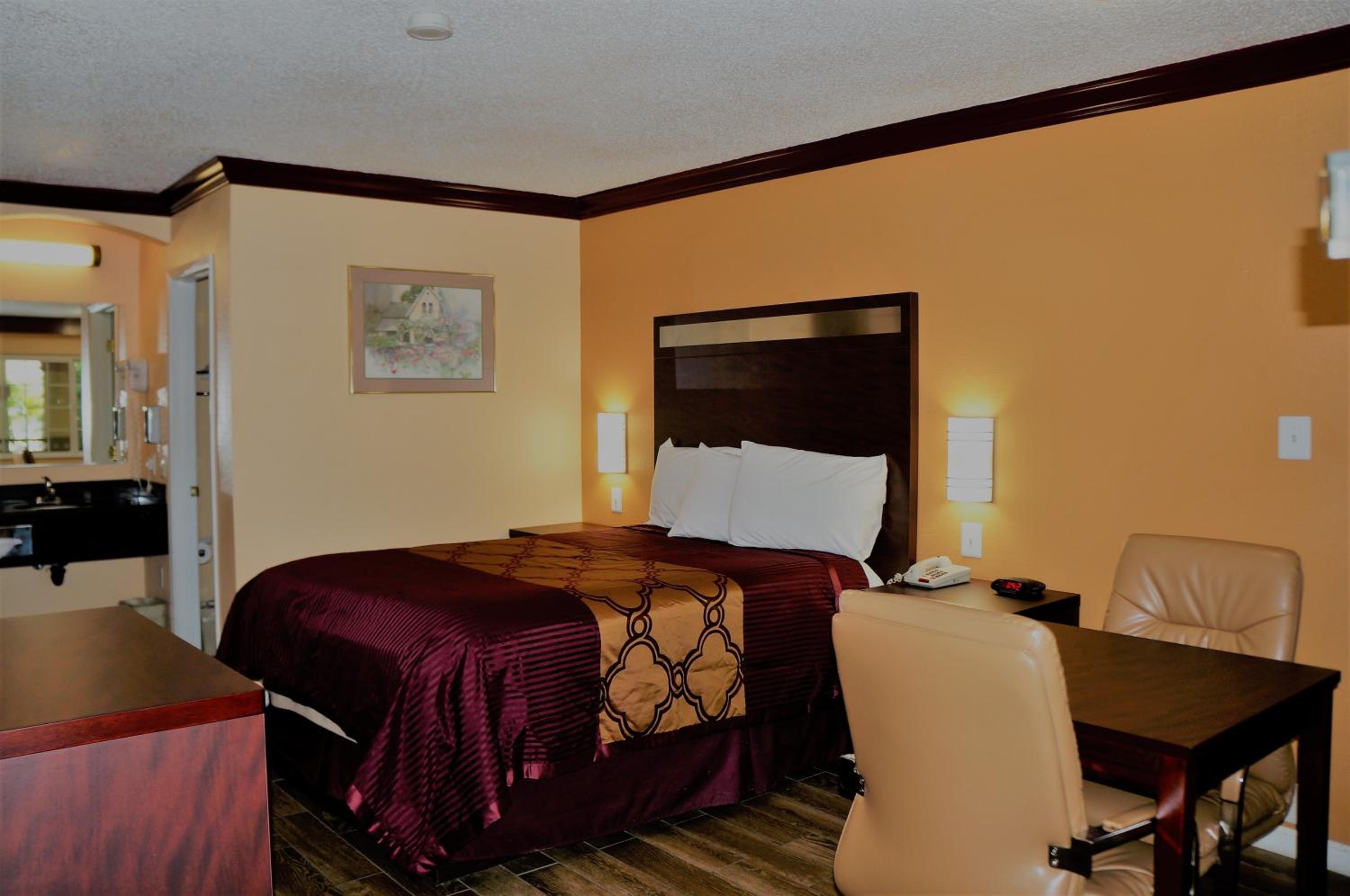 Americas Deluxe Inn- Marysville - Property Image 11