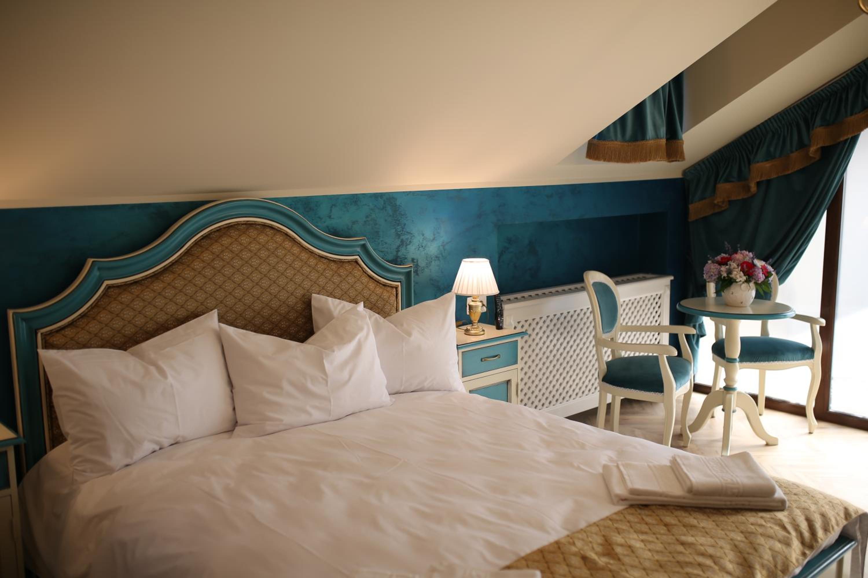 Artisans Boutique Villa