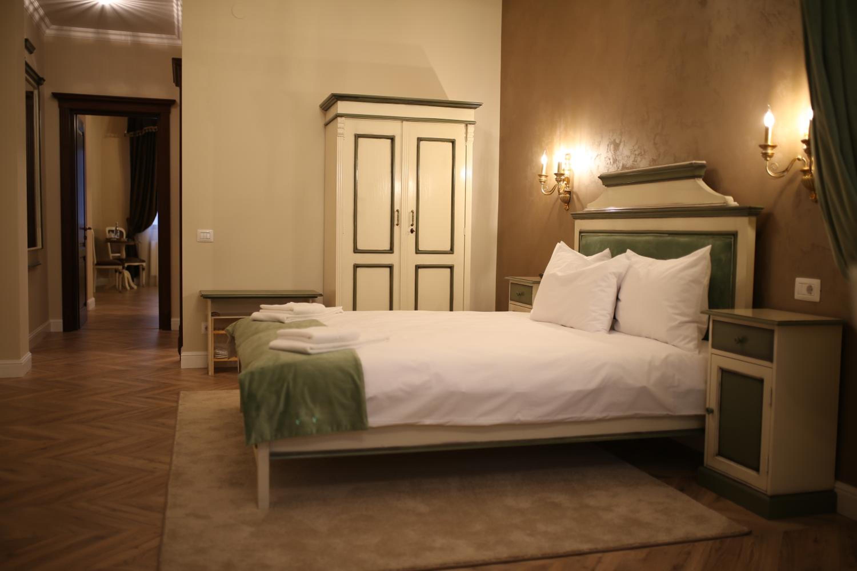 Artisans Boutique Villa
