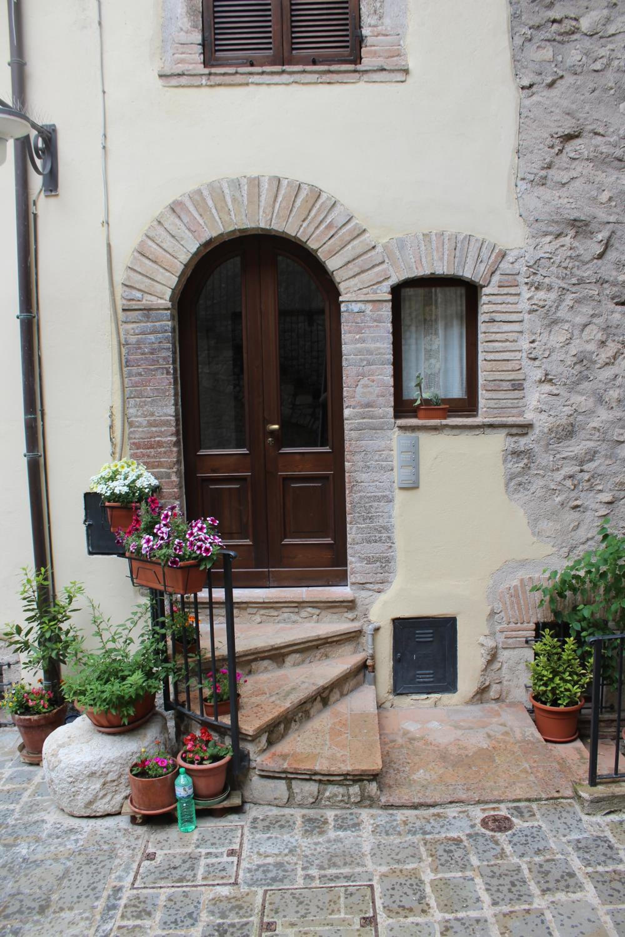 Photo 79