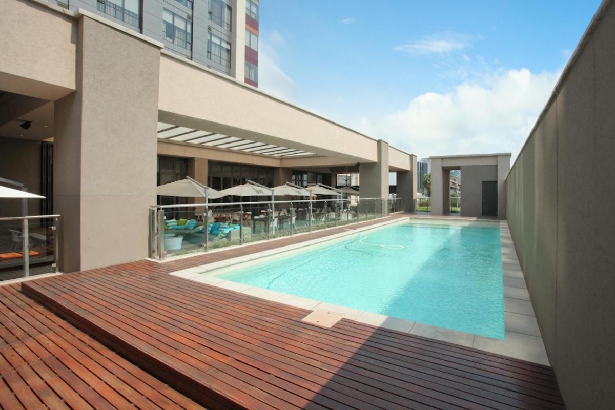 Sandton Skye Suites