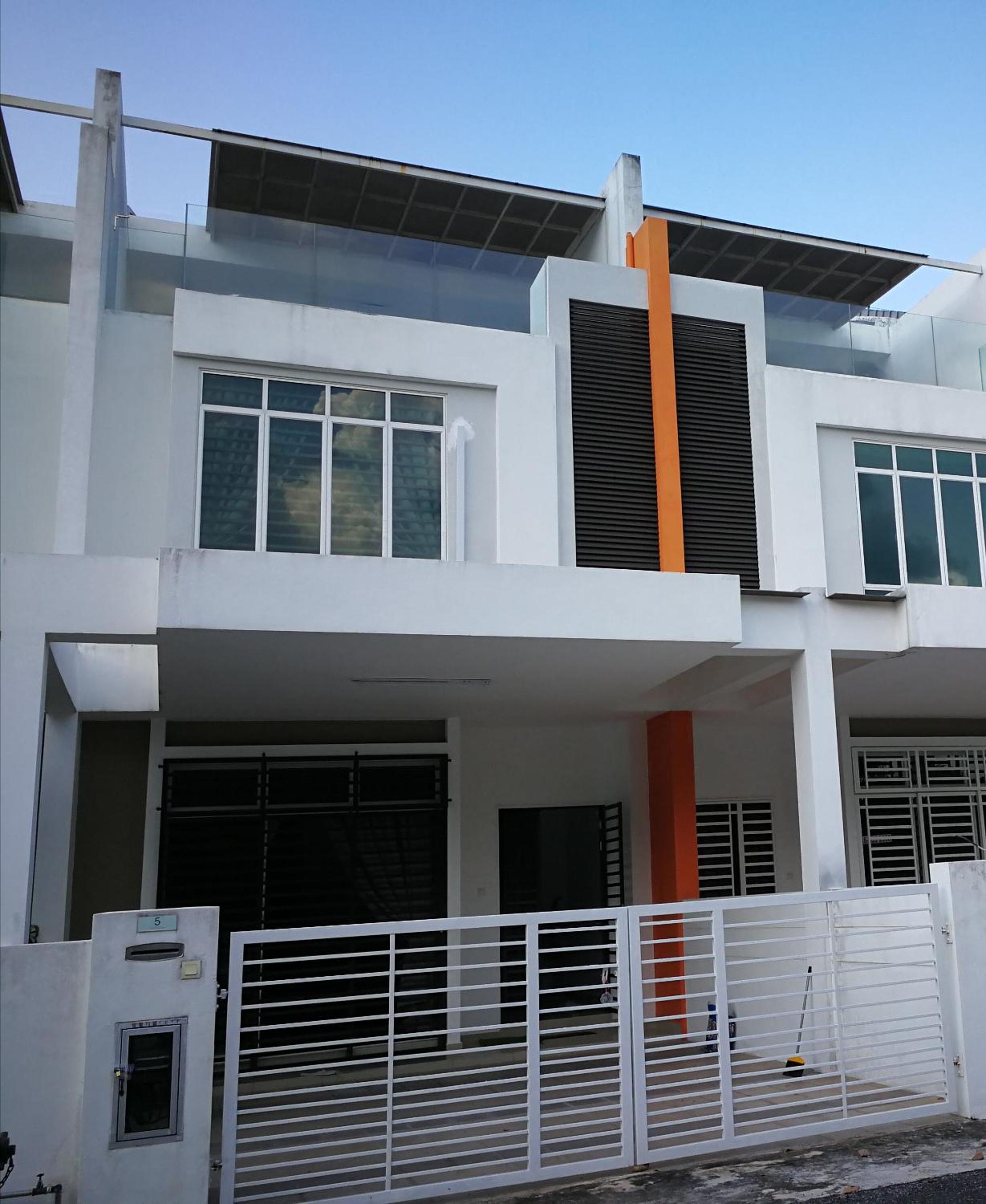 Happy Holiday home photo 1