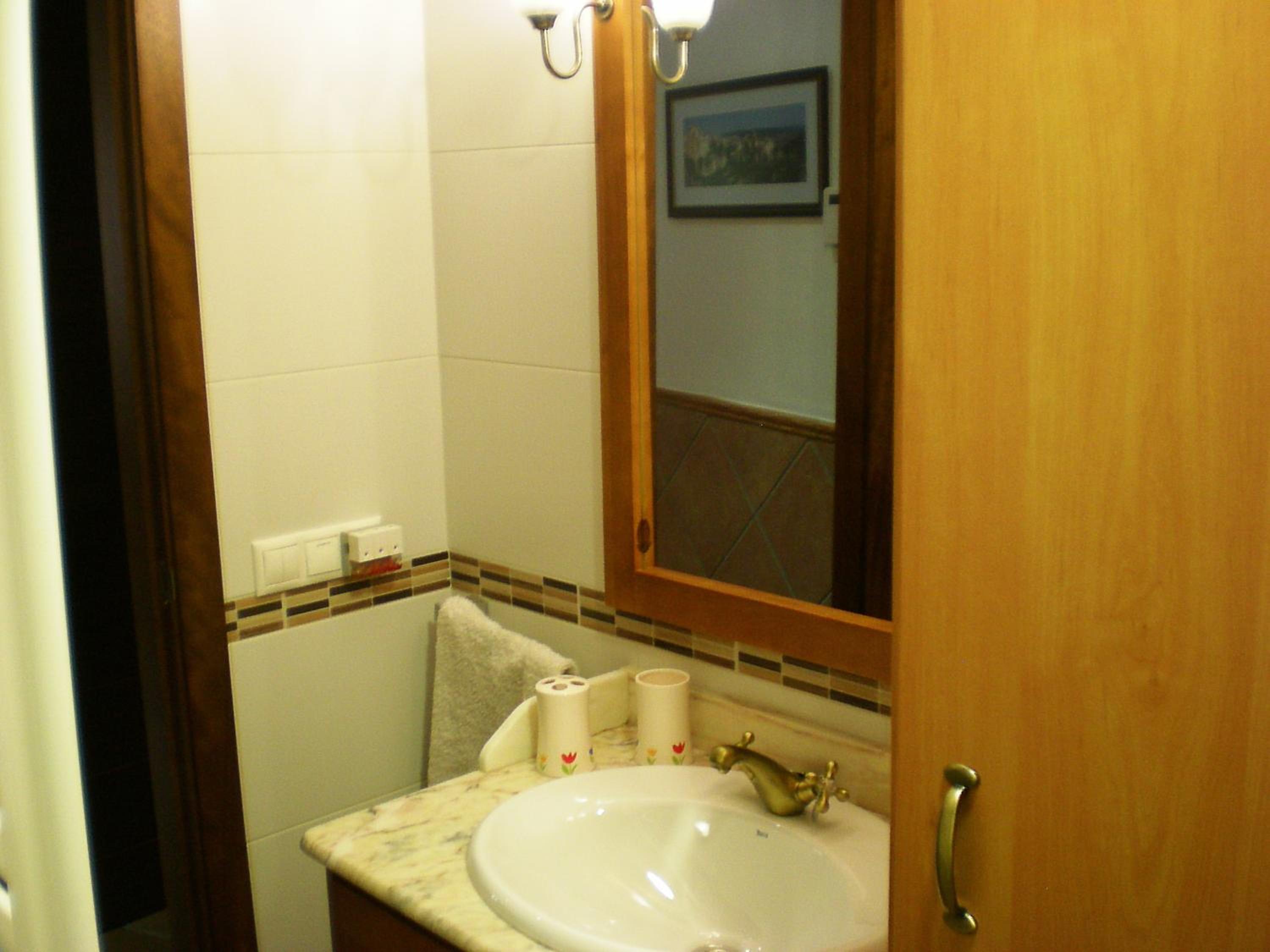 Photo 34