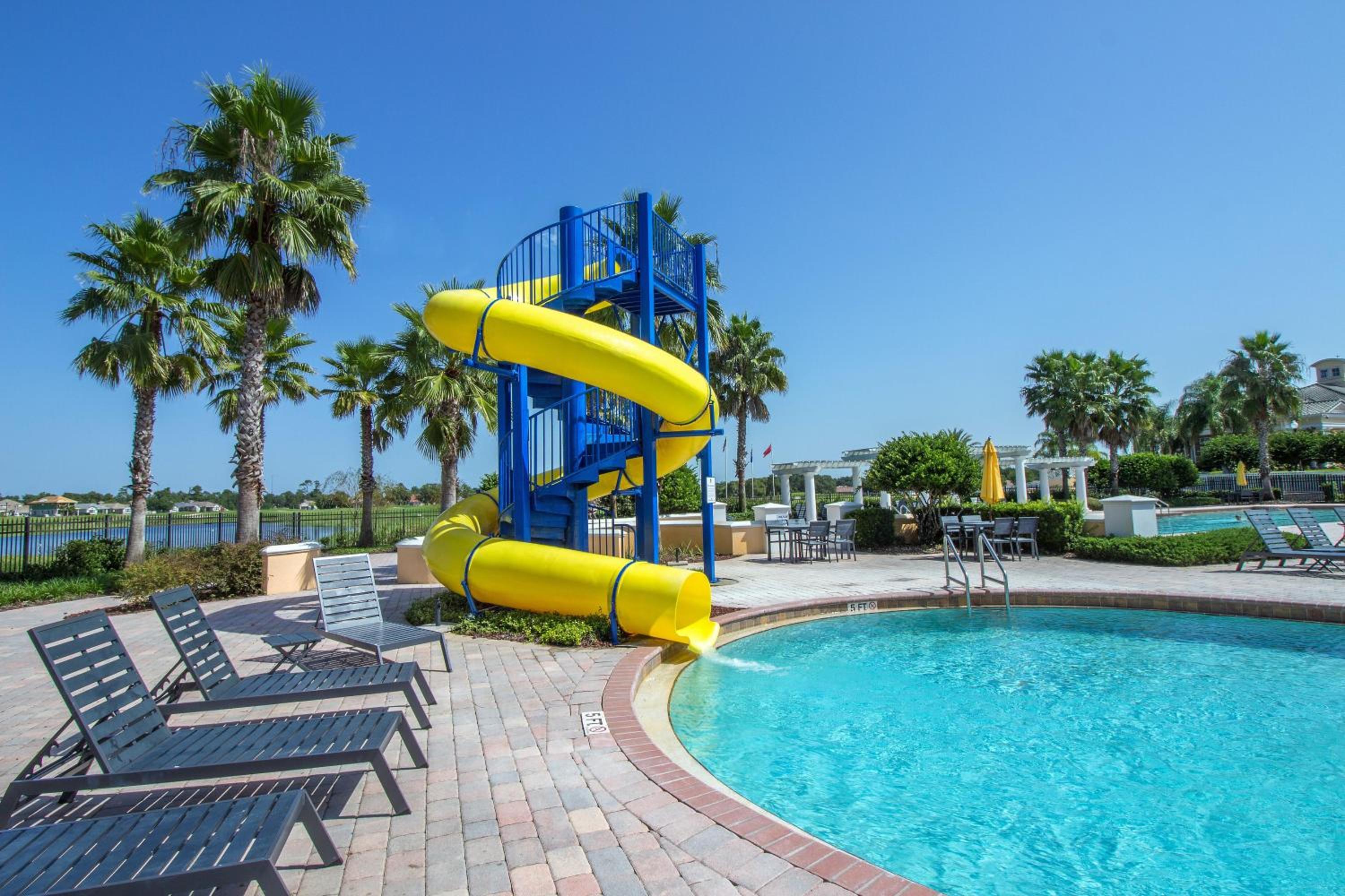 Palm Golf at White Rose Villas
