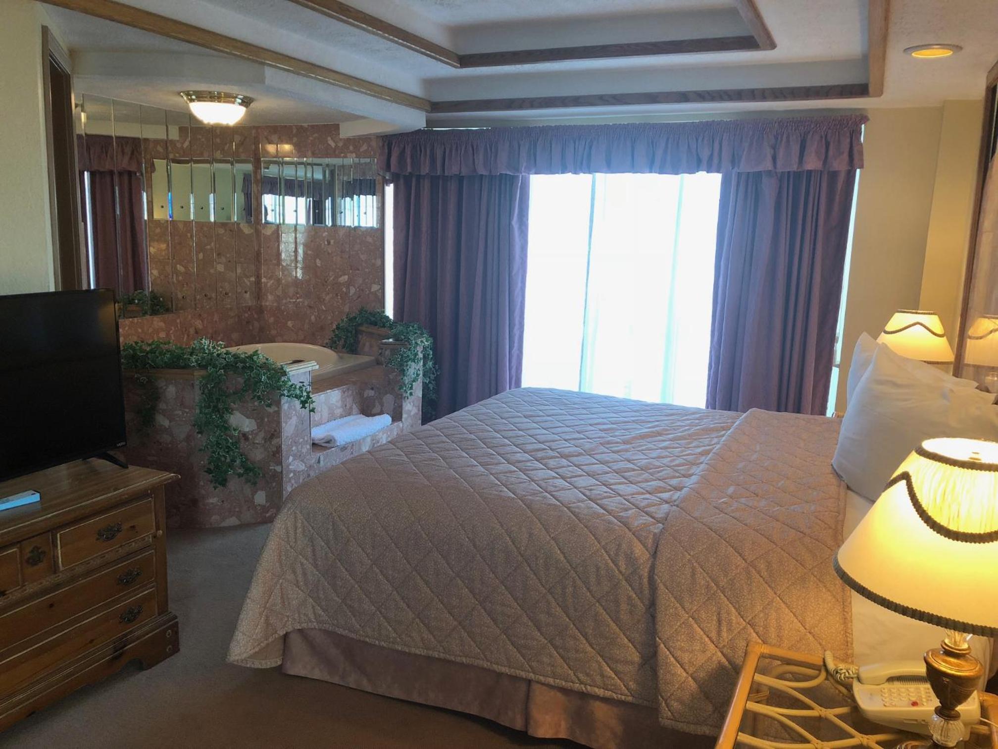 Riveredge Resort Hotel