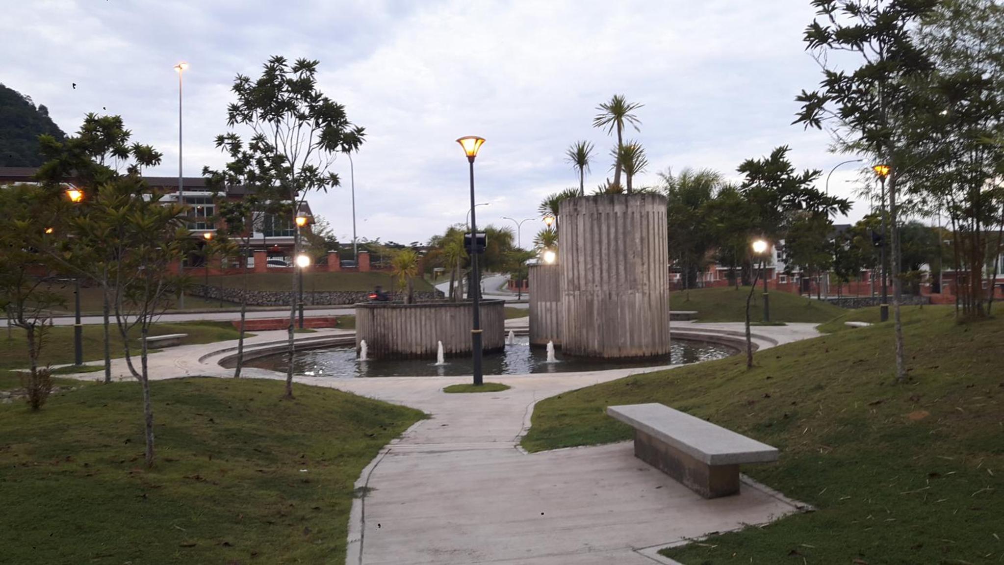 Photo 33