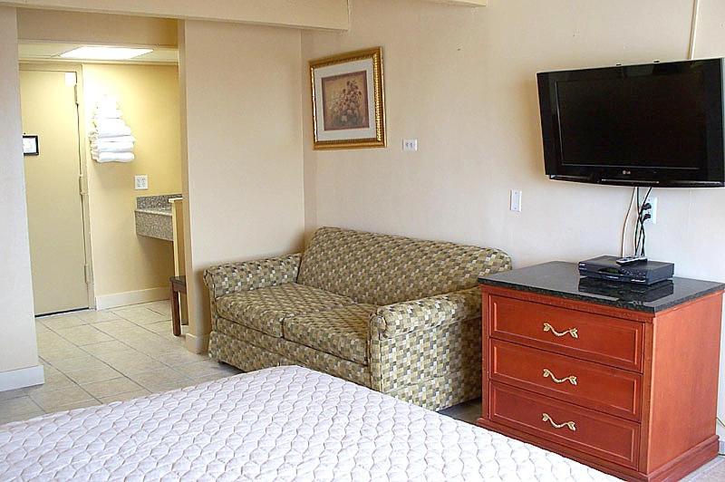 Aztec Ocean Resort