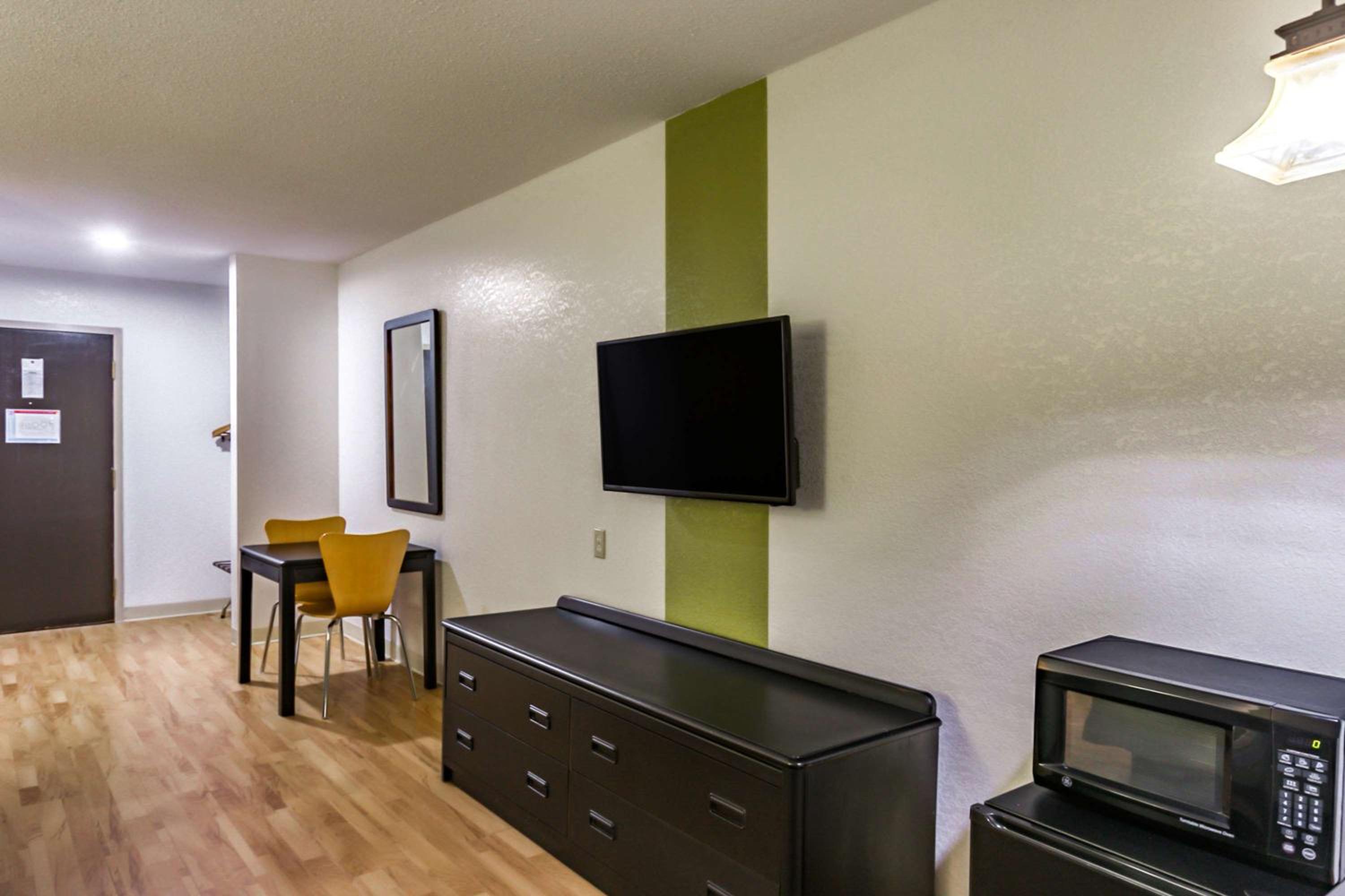 Motel 6-Augusta, KS