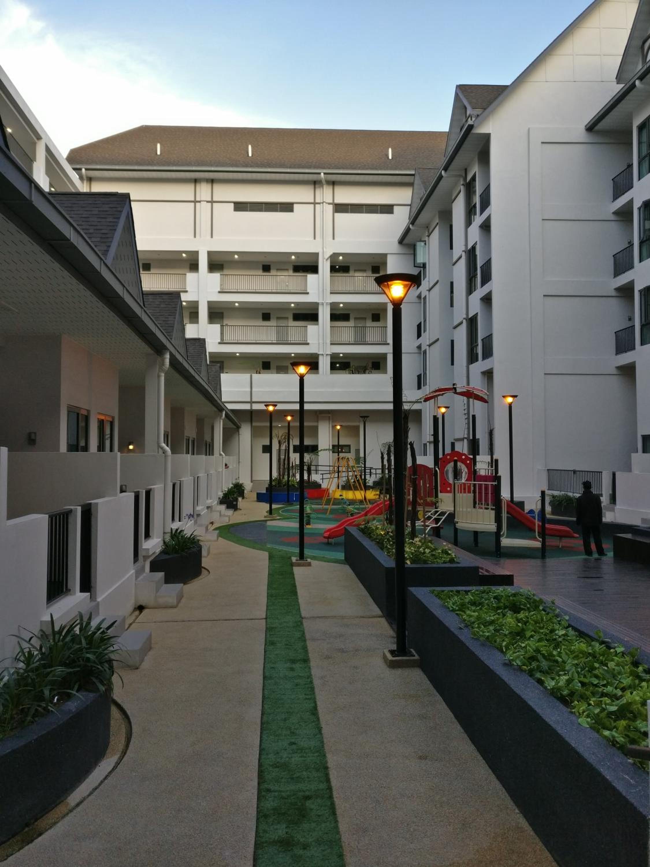 Photo 16
