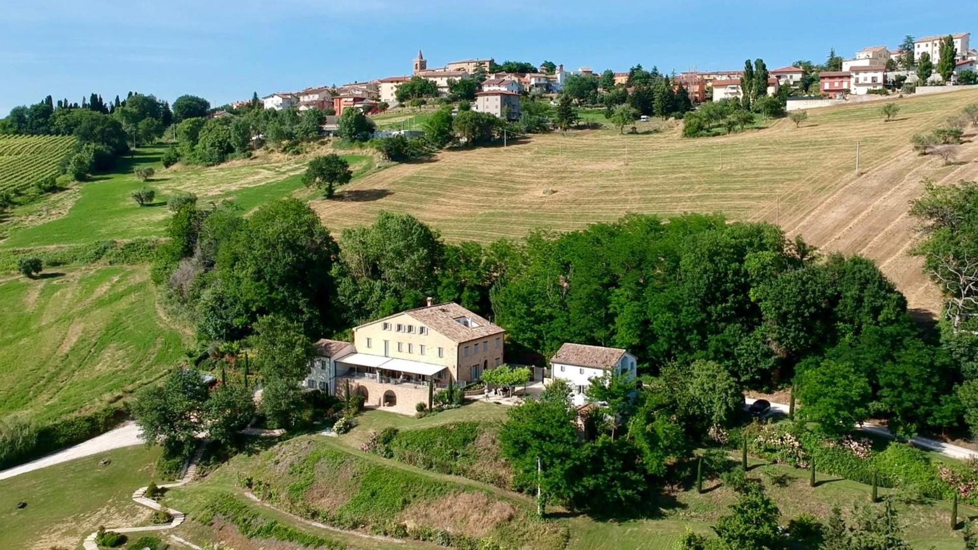 La Giravolta Country House view 3