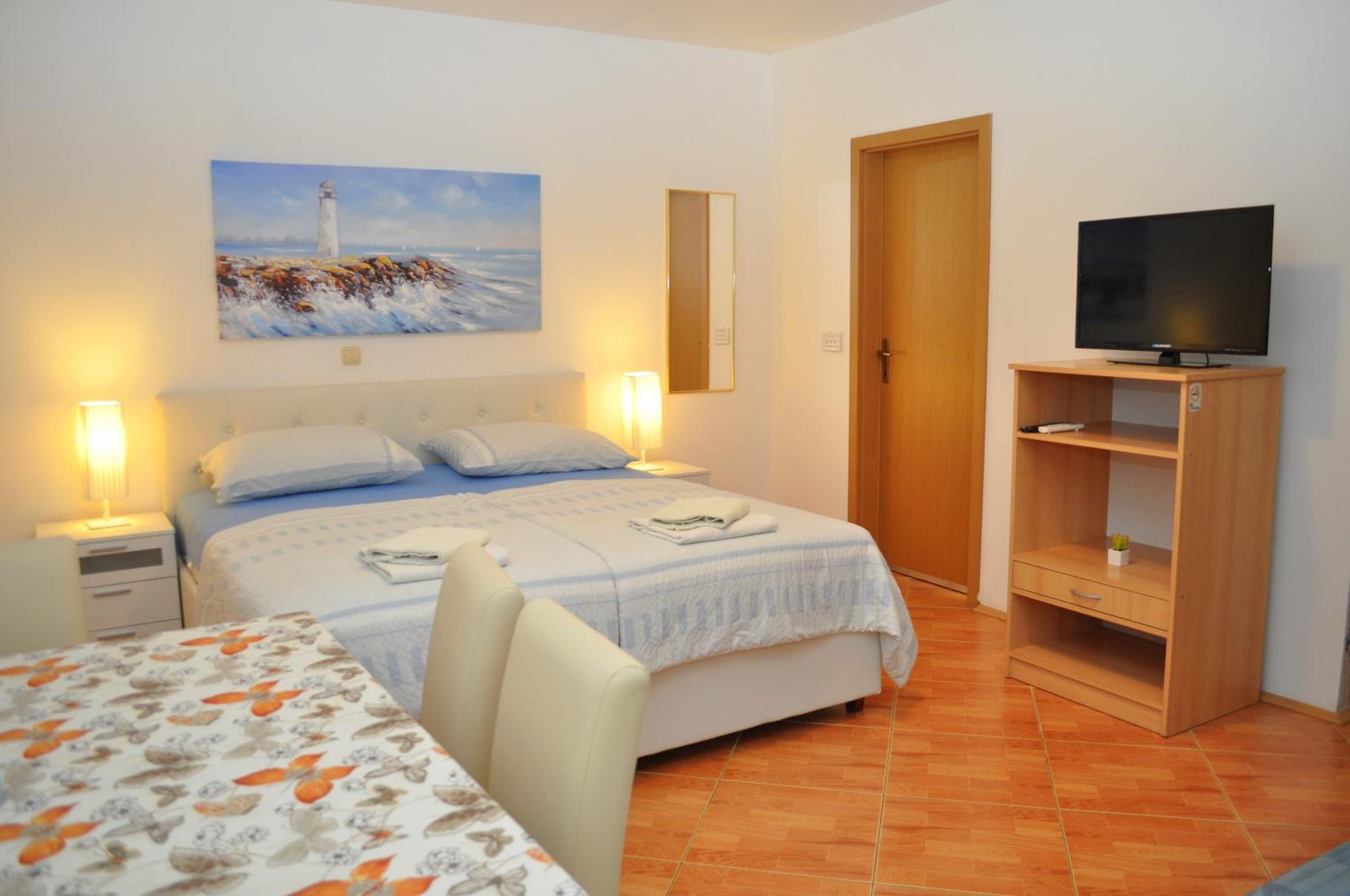 Apartments Ivica