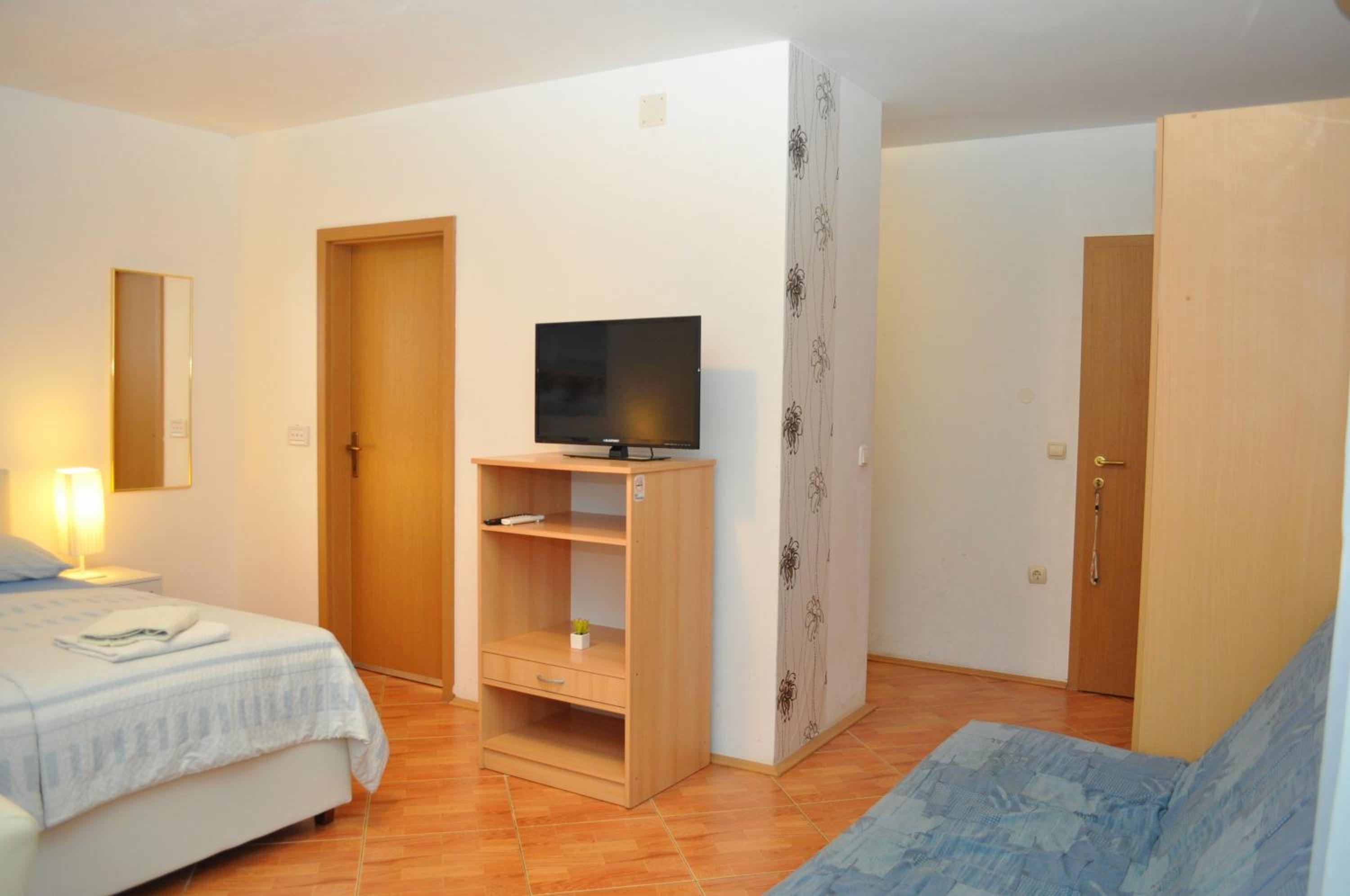 Apartments Ivica