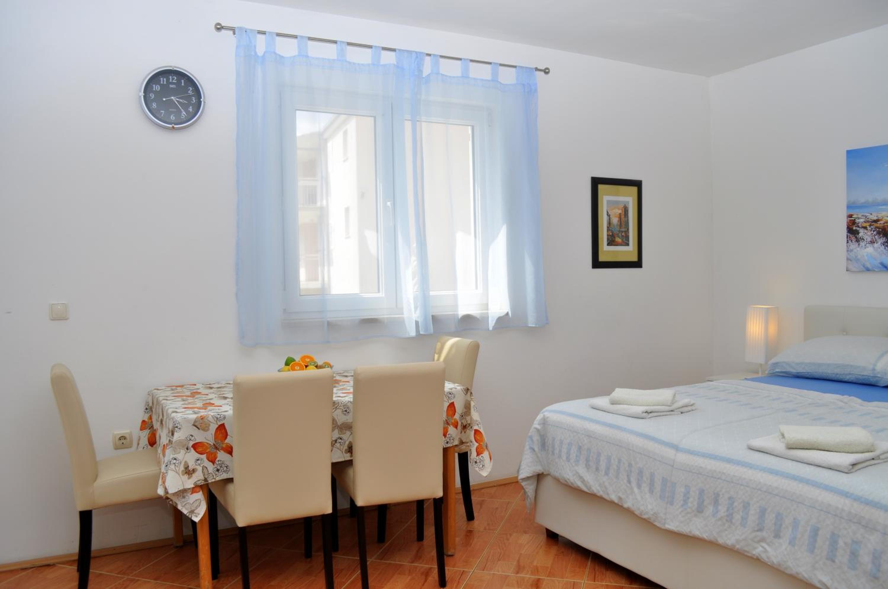 Apartments Ivica