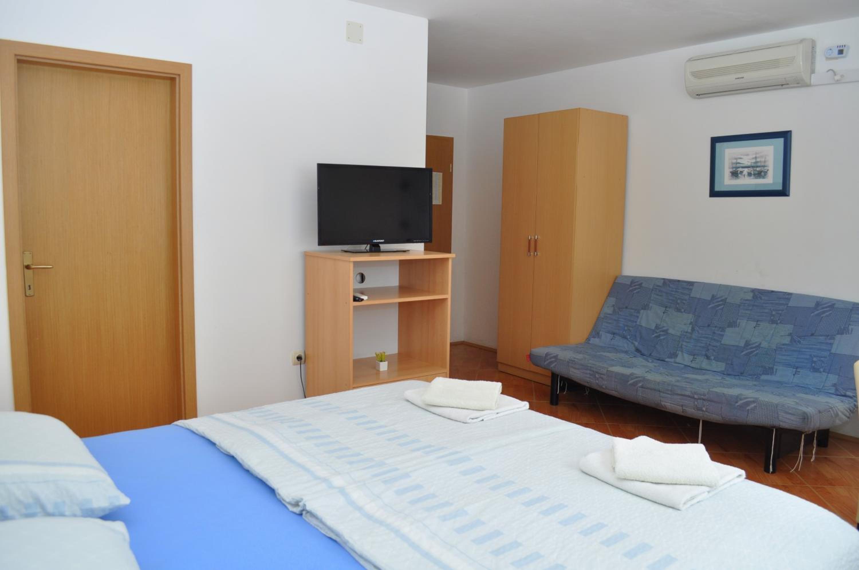 Apartments Ivica
