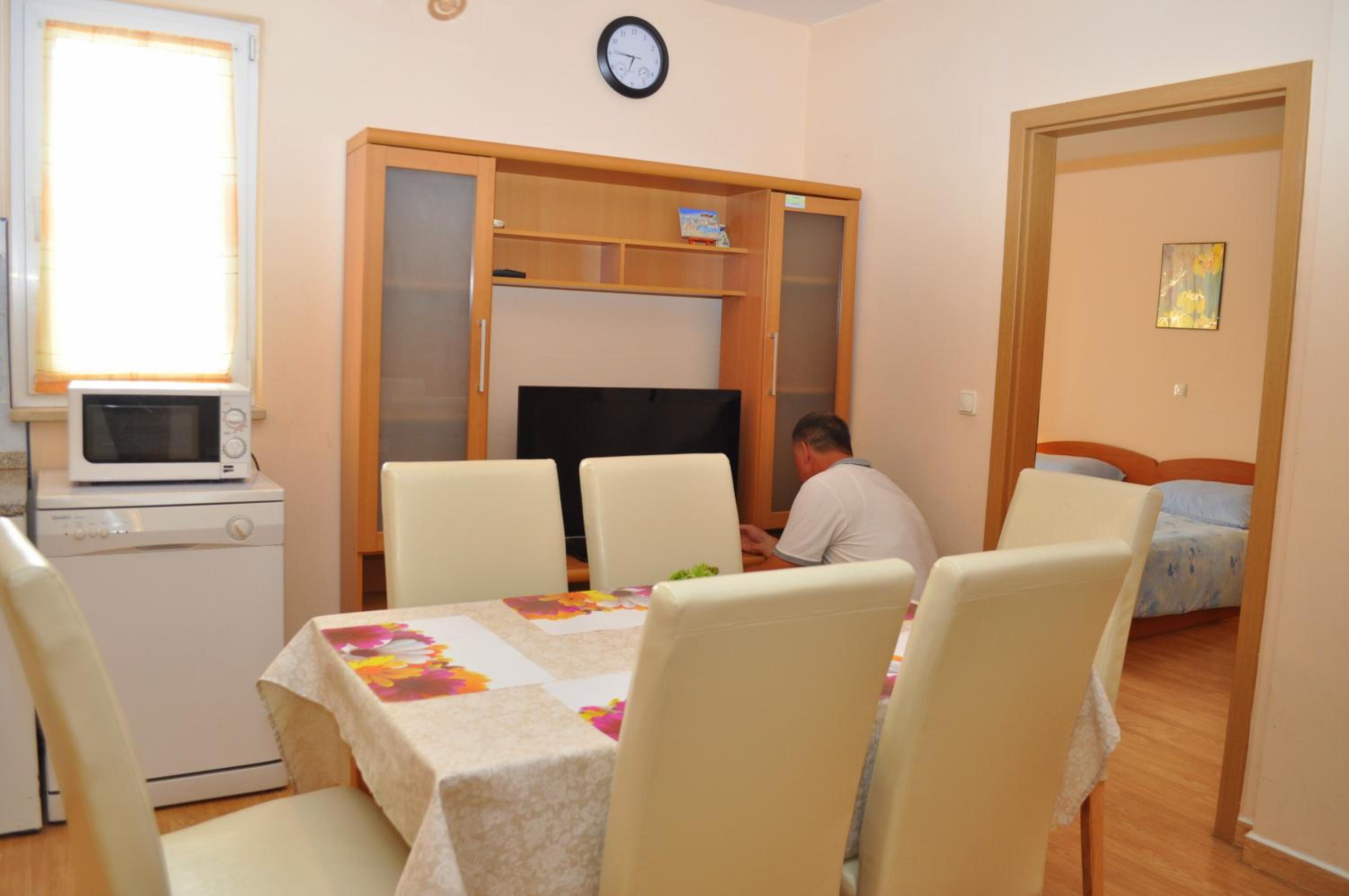 Apartments Ivica