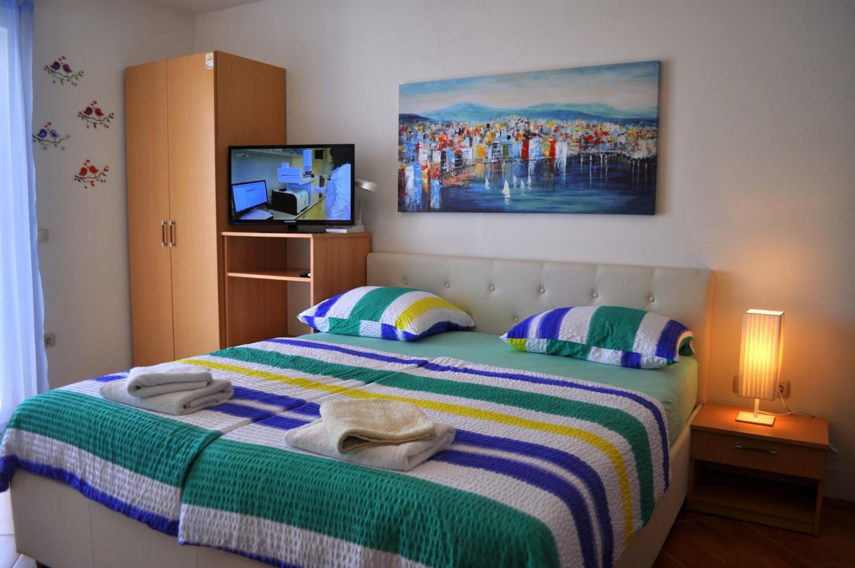 Apartments Ivica