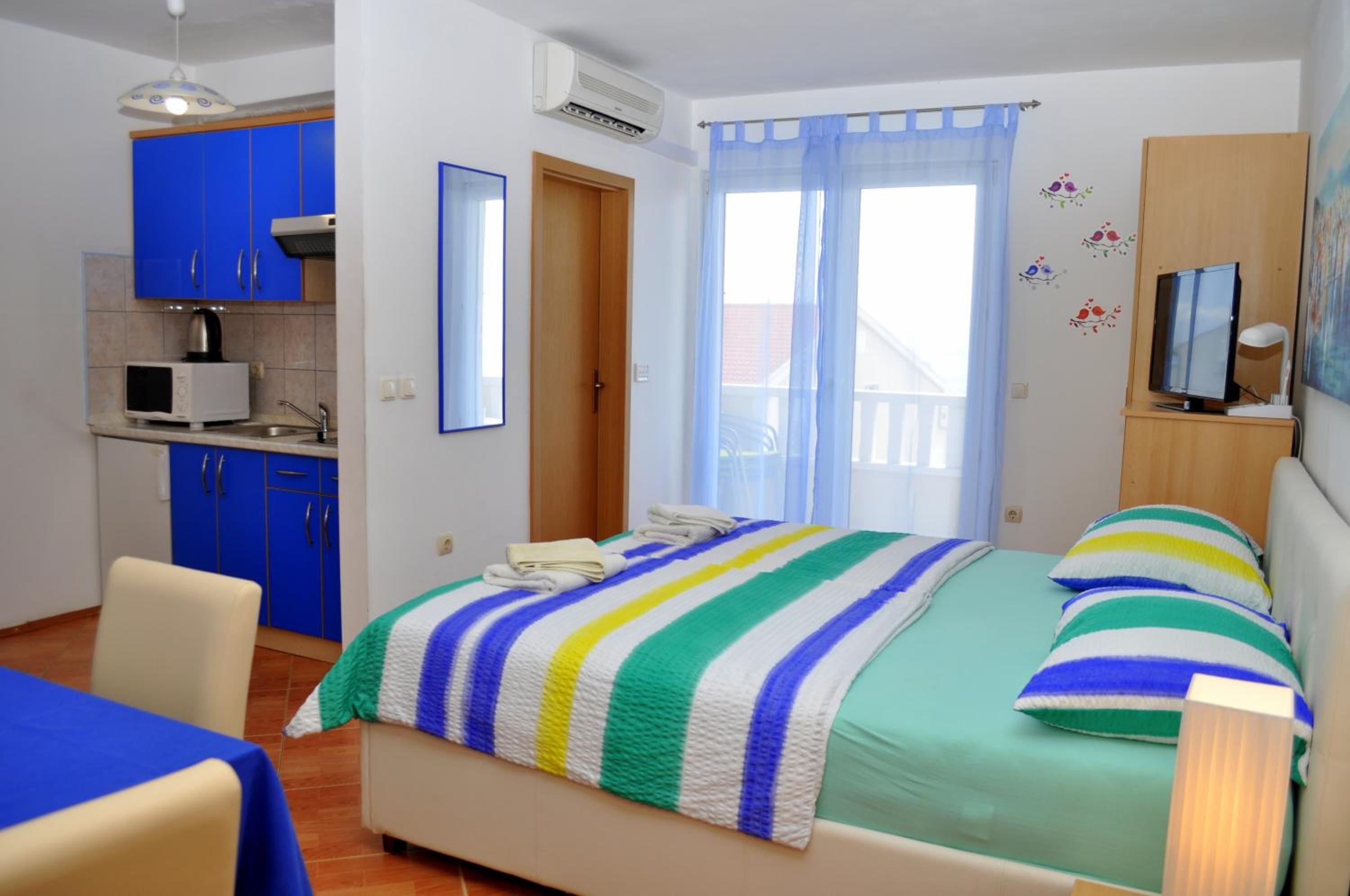 Apartments Ivica