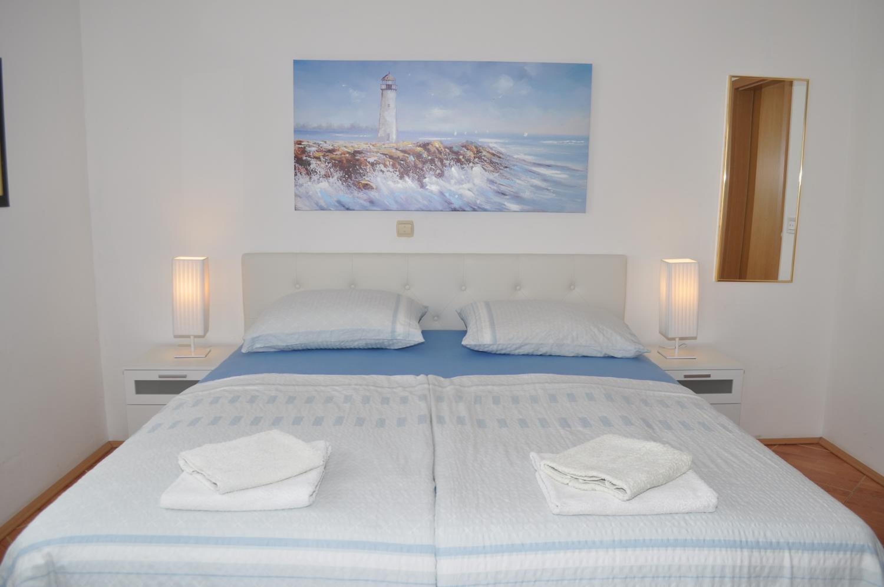 Apartments Ivica