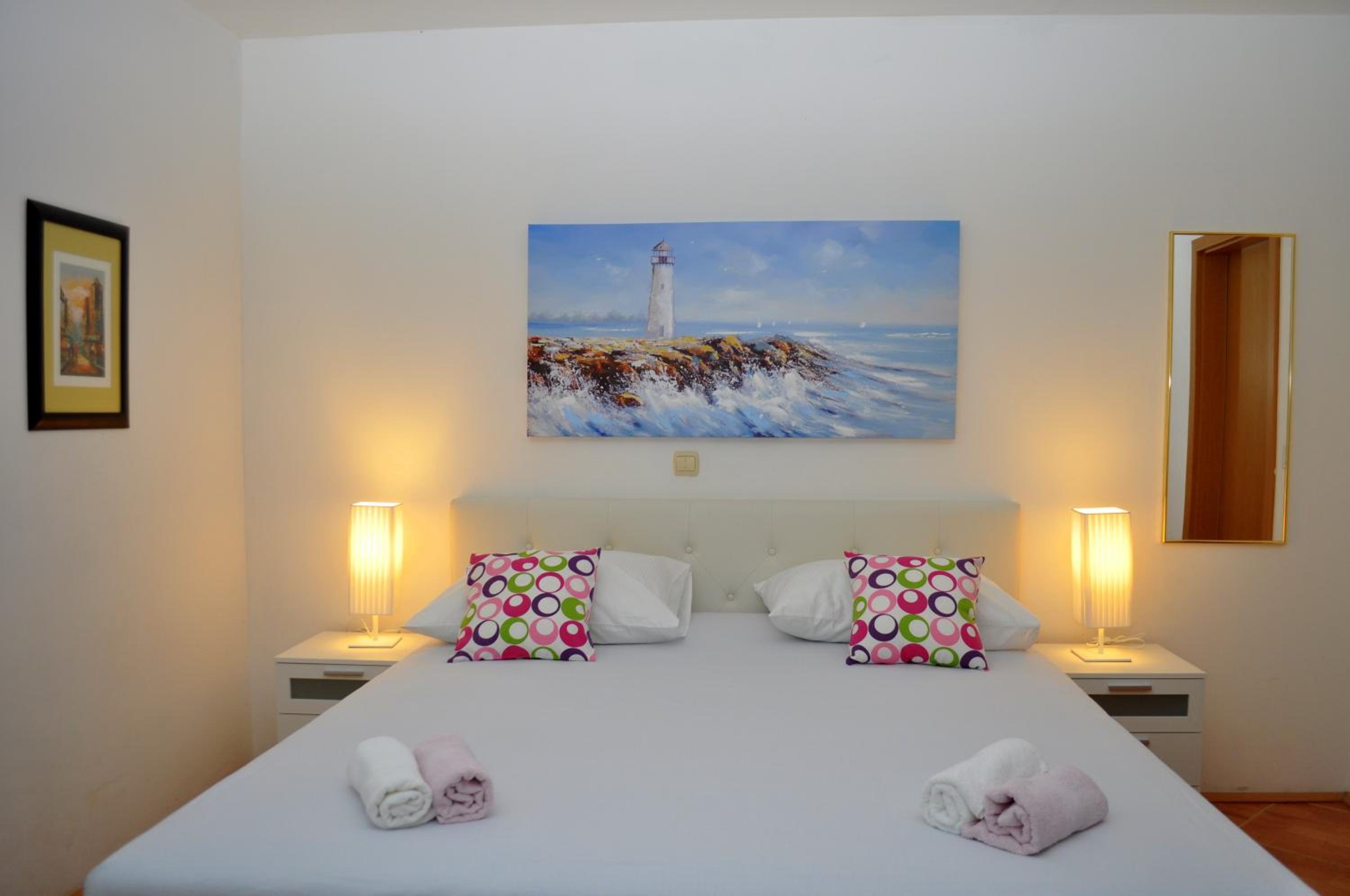 Apartments Ivica