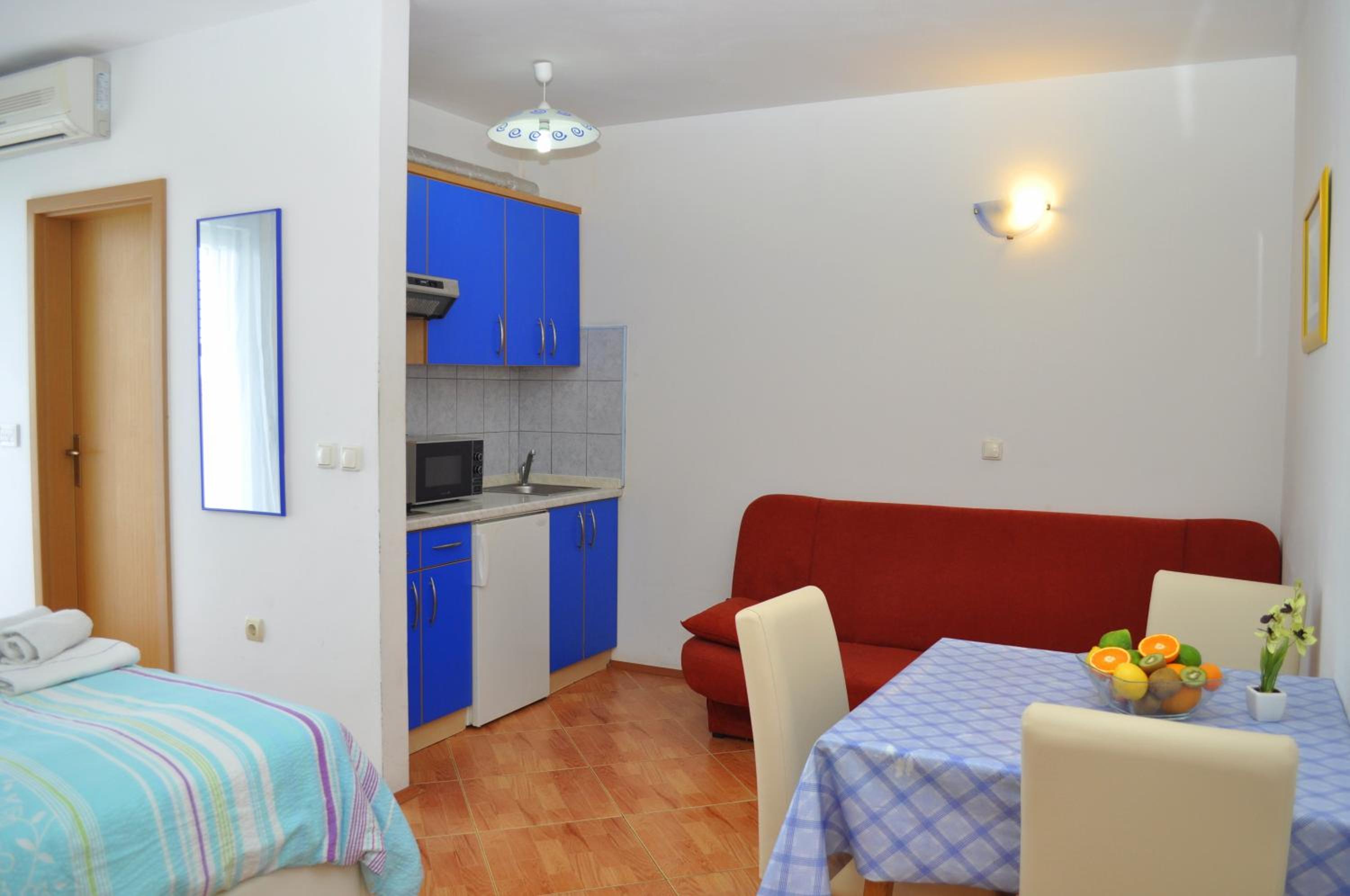 Apartments Ivica