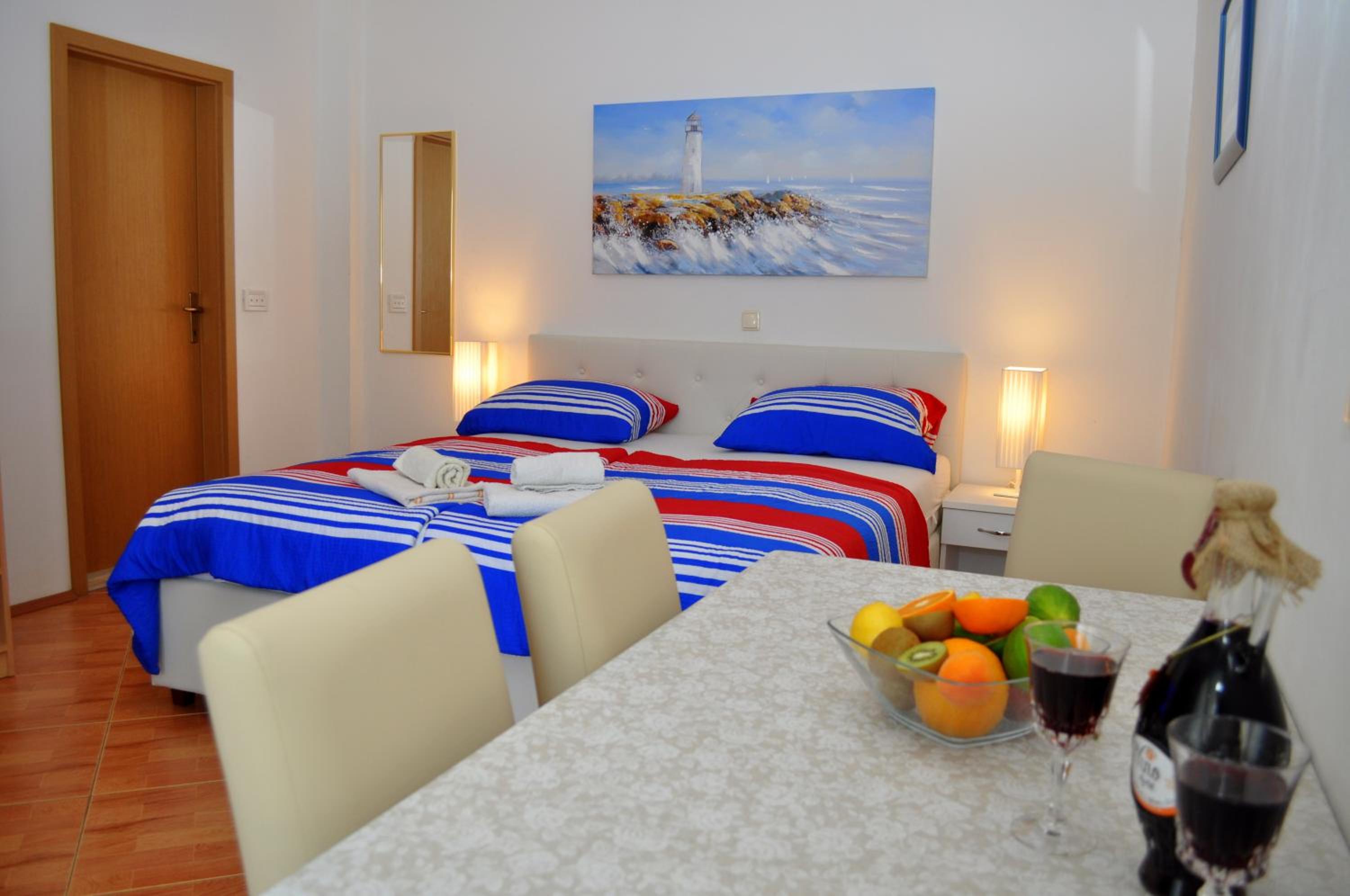 Apartments Ivica