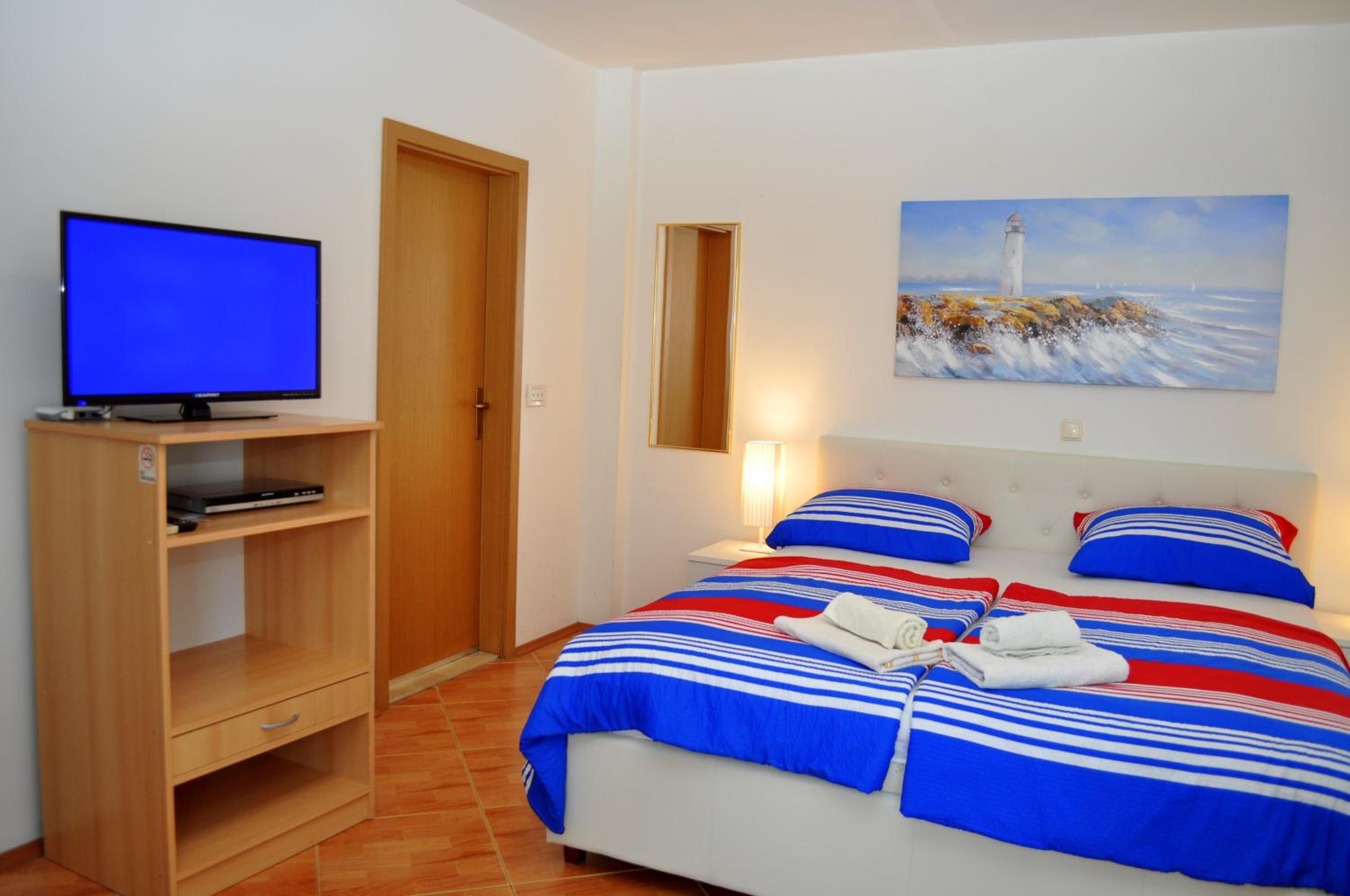 Apartments Ivica