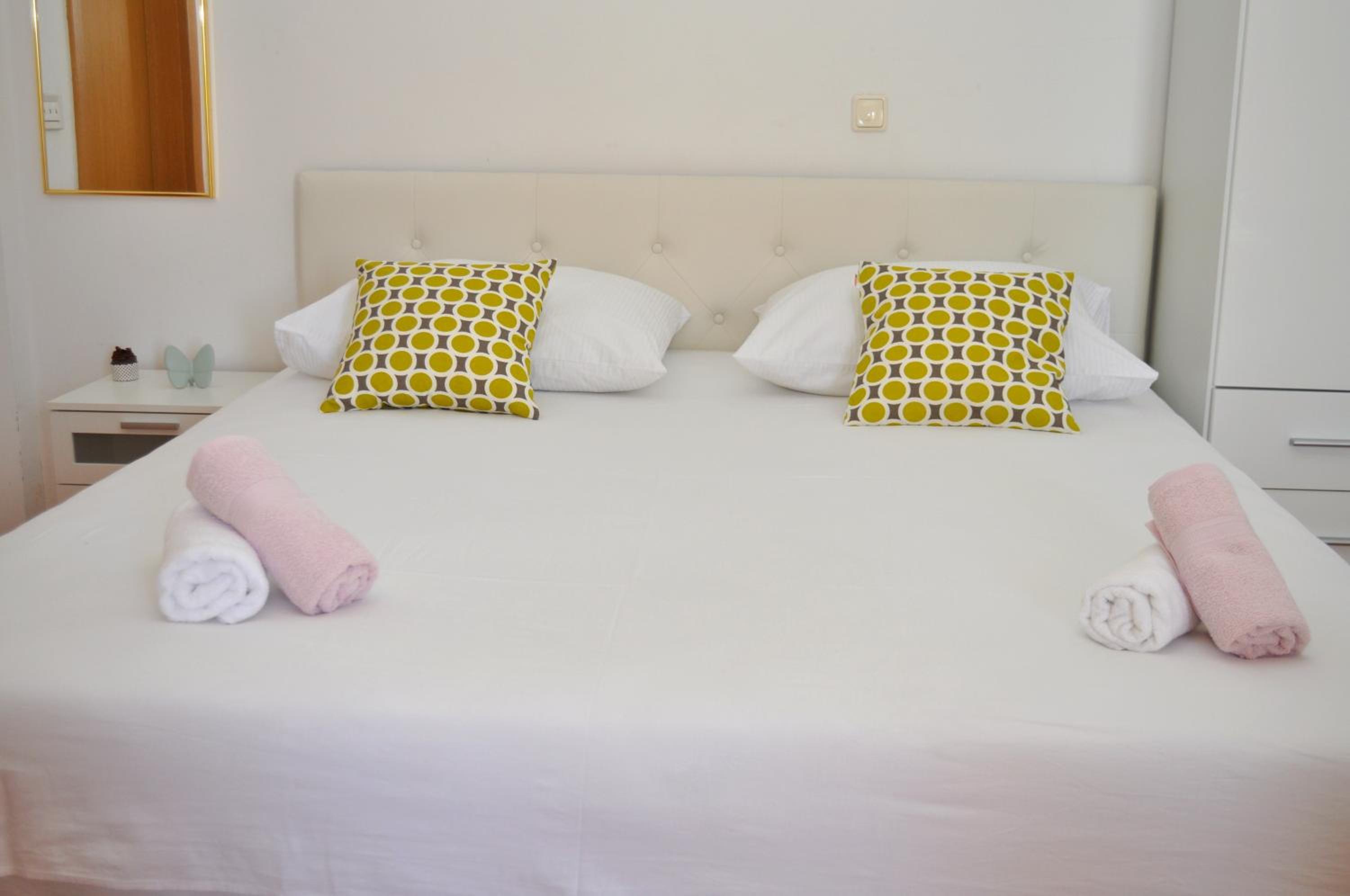 Apartments Ivica